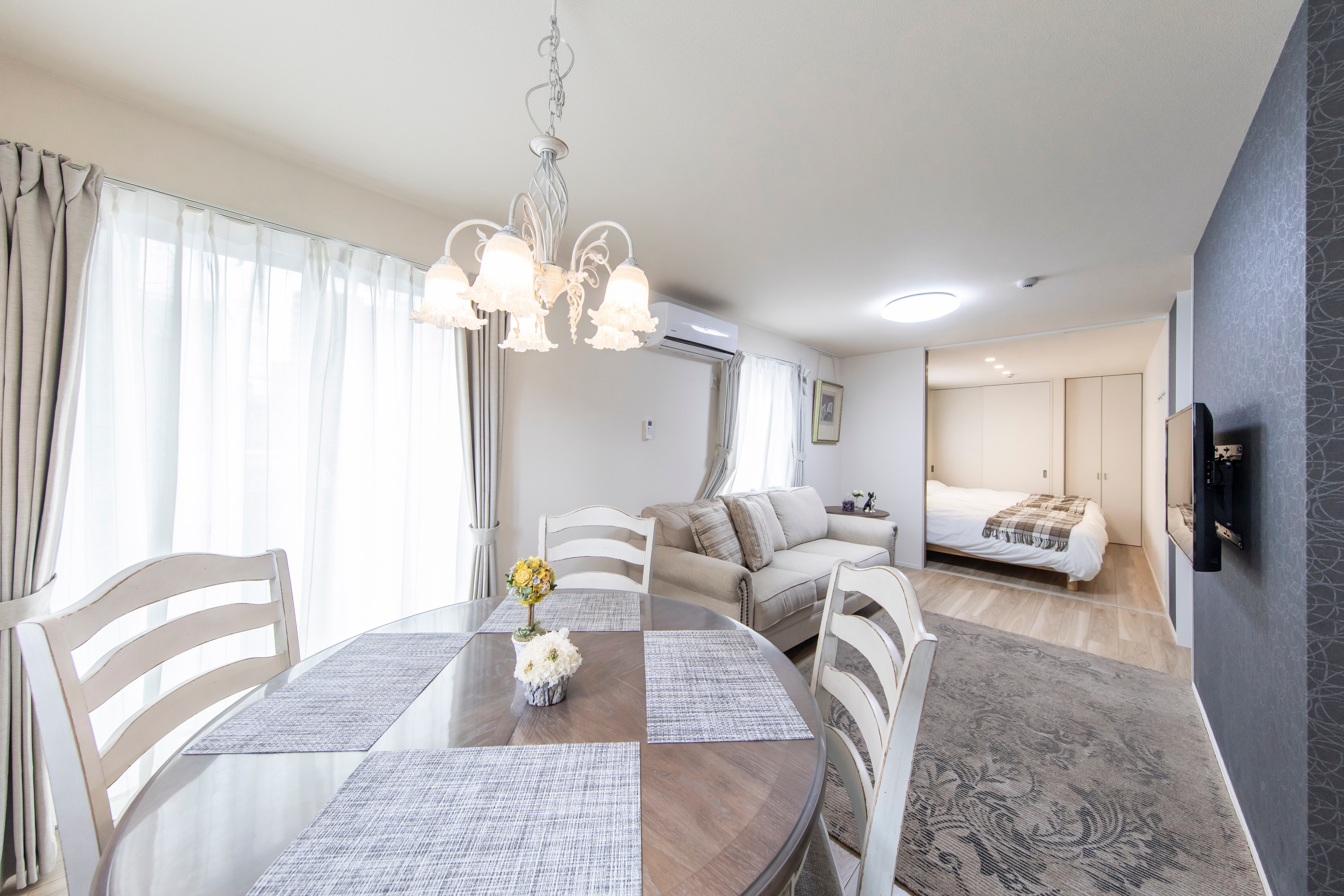 Room 101 Living/dining room