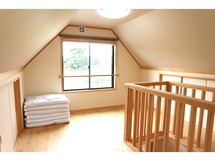 Middle cottage 2nd floor