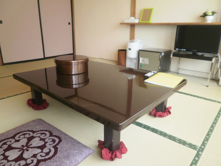 하치만 히라오누마를 바라보는 일본식 방
