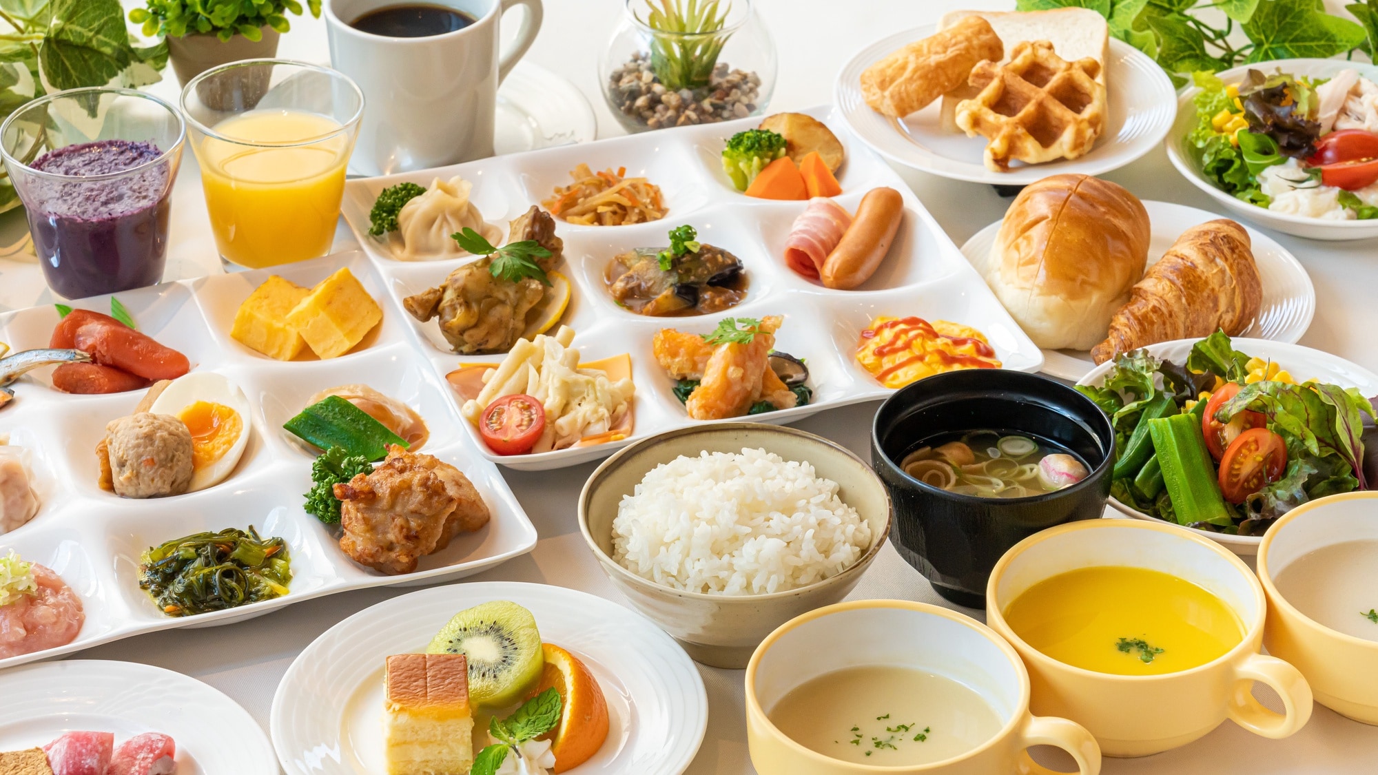 Breakfast buffet (2nd floor)
