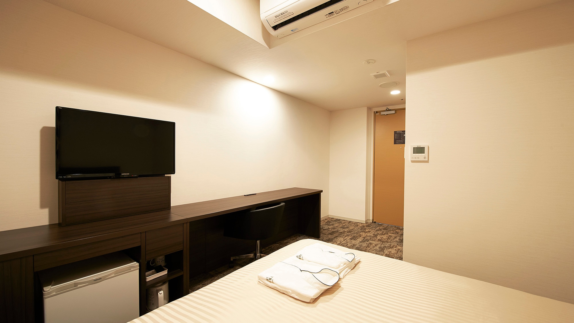 ・[Deluxe Double] Larger room than comfort double, perfect for couples