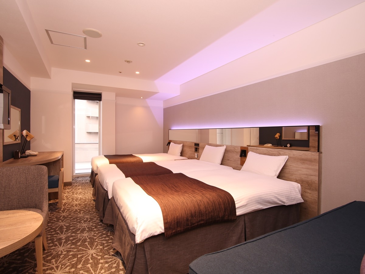 [Superior Triple (35 square meters)]