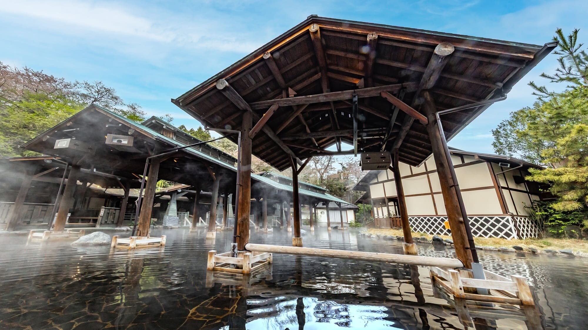ห้องอาบน้ำกลางแจ้งที่ใหญ่ที่สุดในโลก เอโดะ โจวะ โยอิจิ