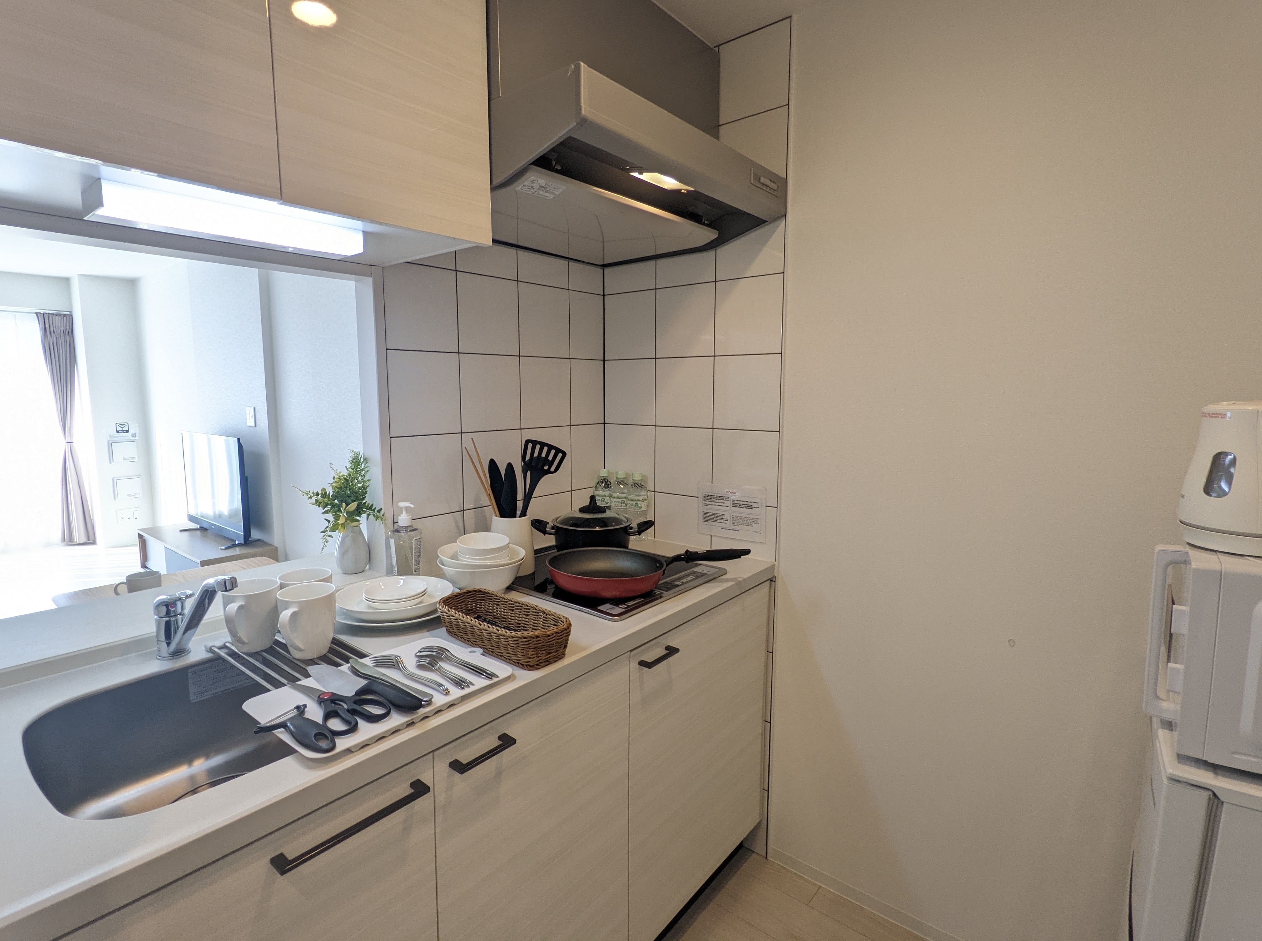 Single bed x3_kitchen 2