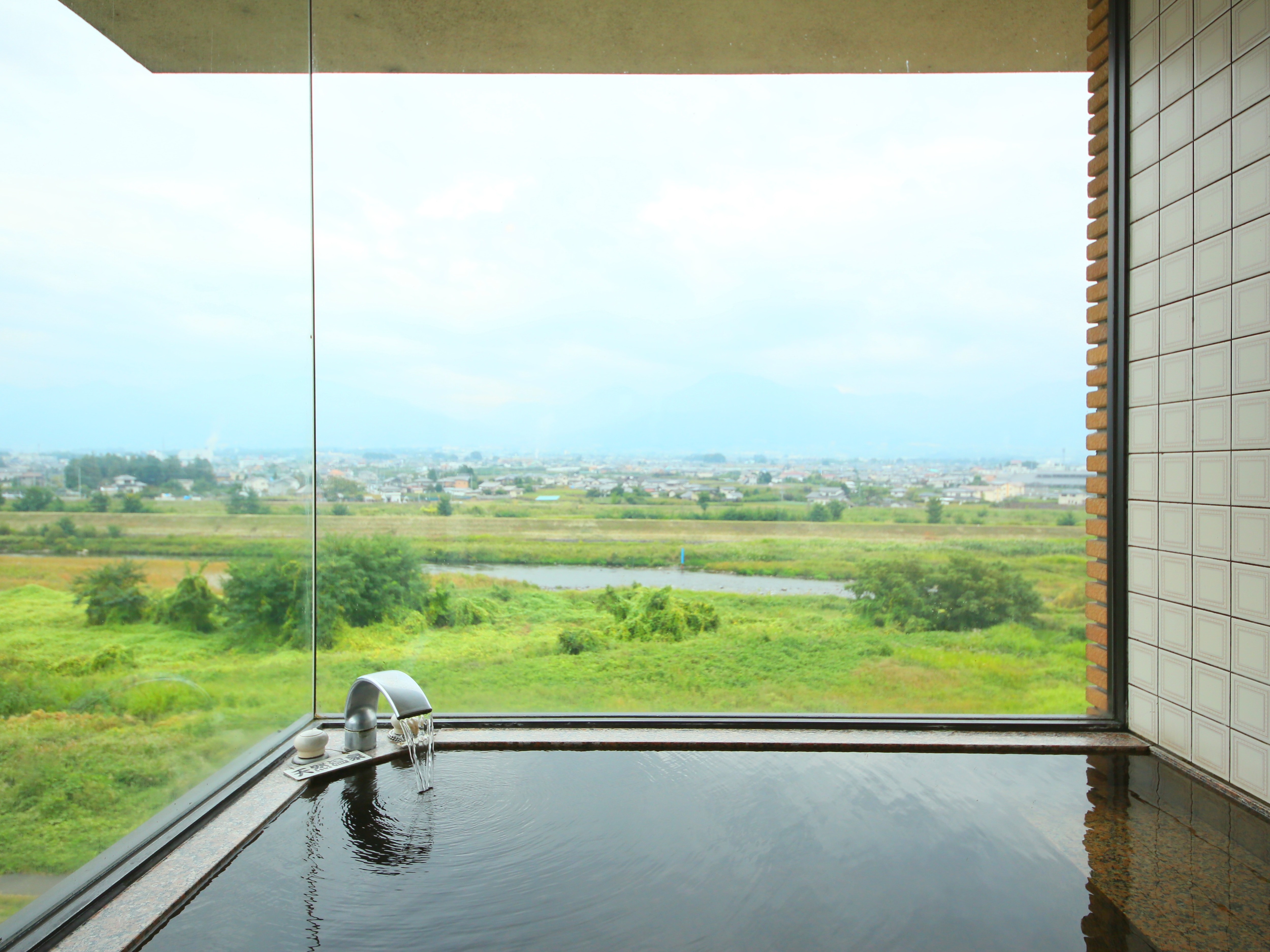 [Main building] Japanese-style room with hot spring panoramic bath