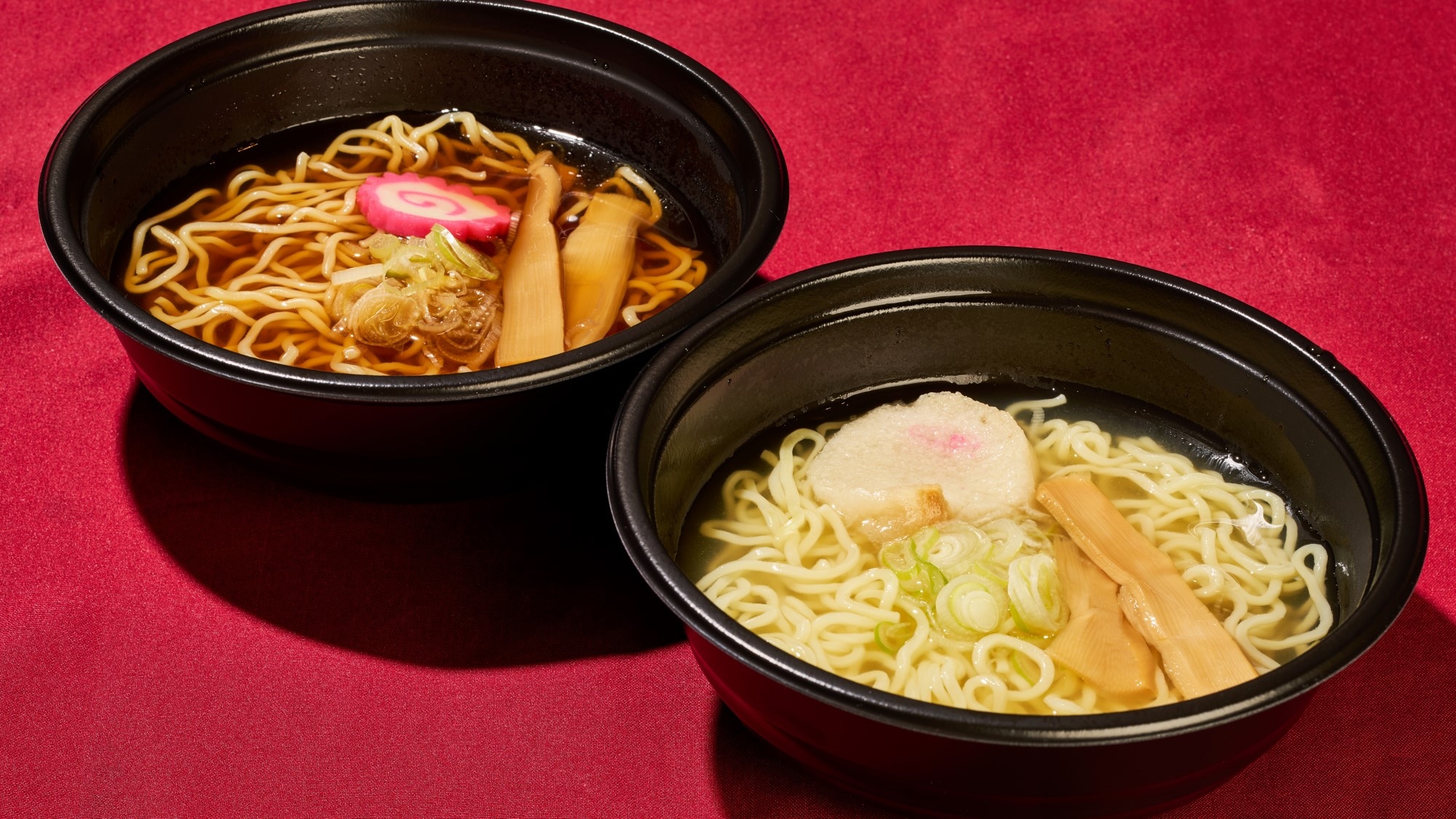 【10樓/浴後休閒室Sora】本店特產宵夜。有兩種口味可供選擇：經典的醬油口味和共立首創的鹽口味。