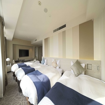 高級雙床房（32㎡）席夢思120cm寬半雙人床×2（可加床×2）