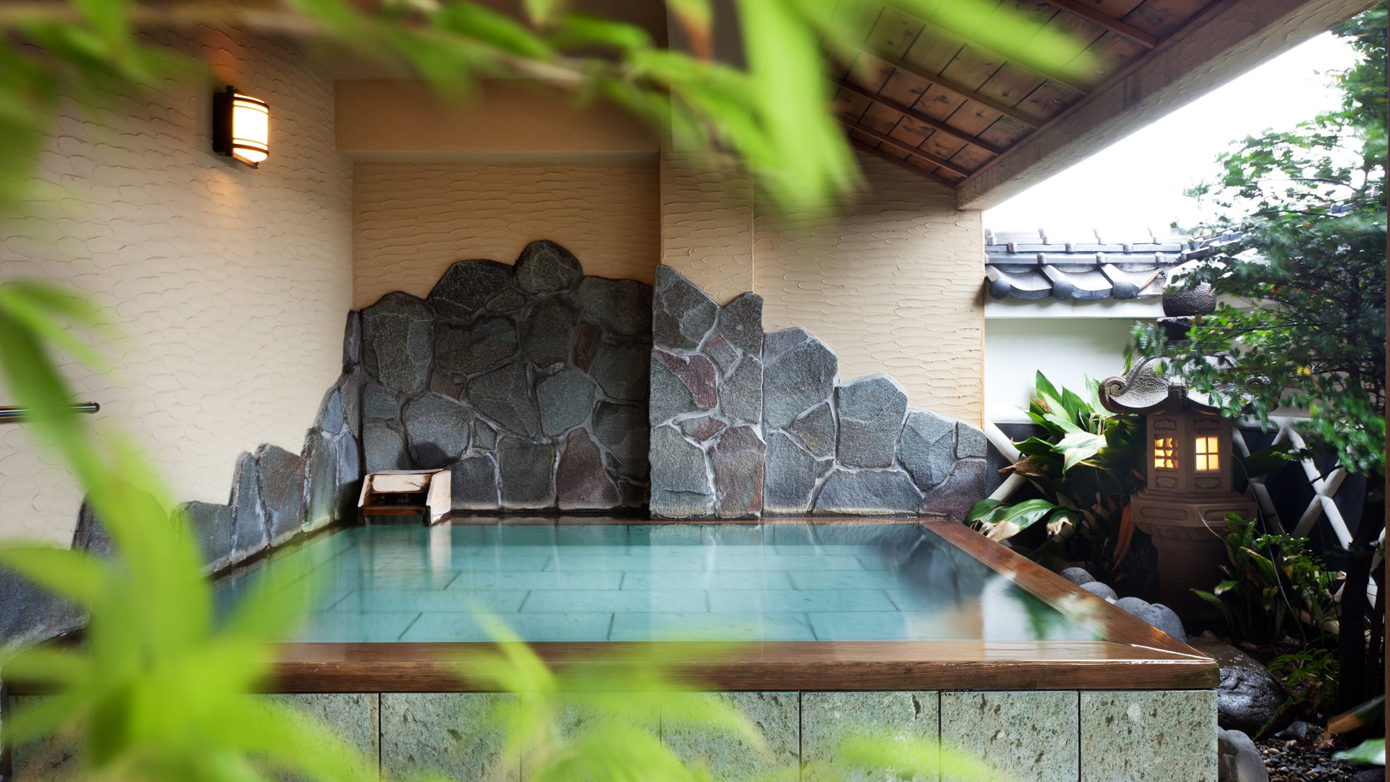 Open-air bath (Bokai)