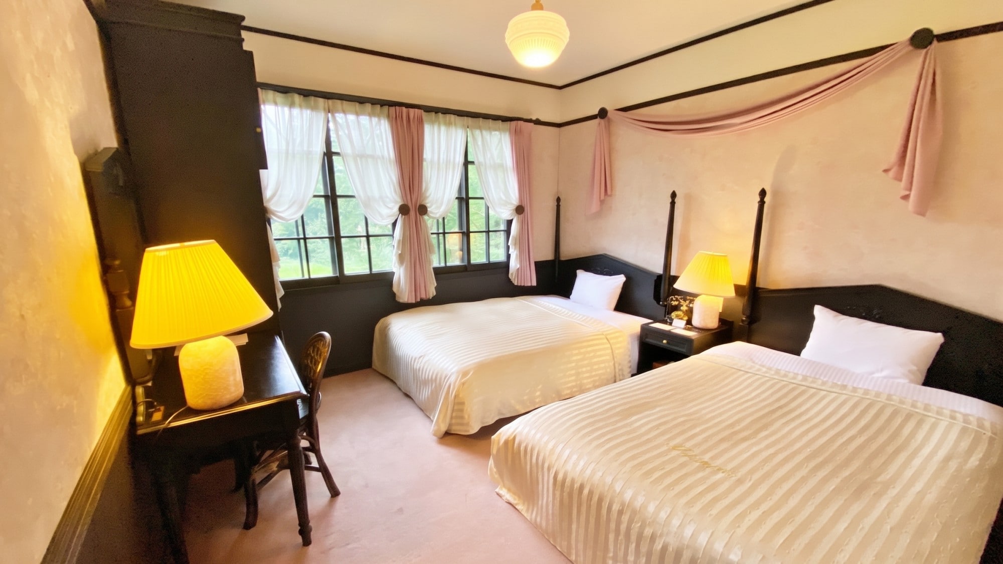 [Kamar Sudut] Kamar Twin Deluxe (25㎡) Ranjang Ganda