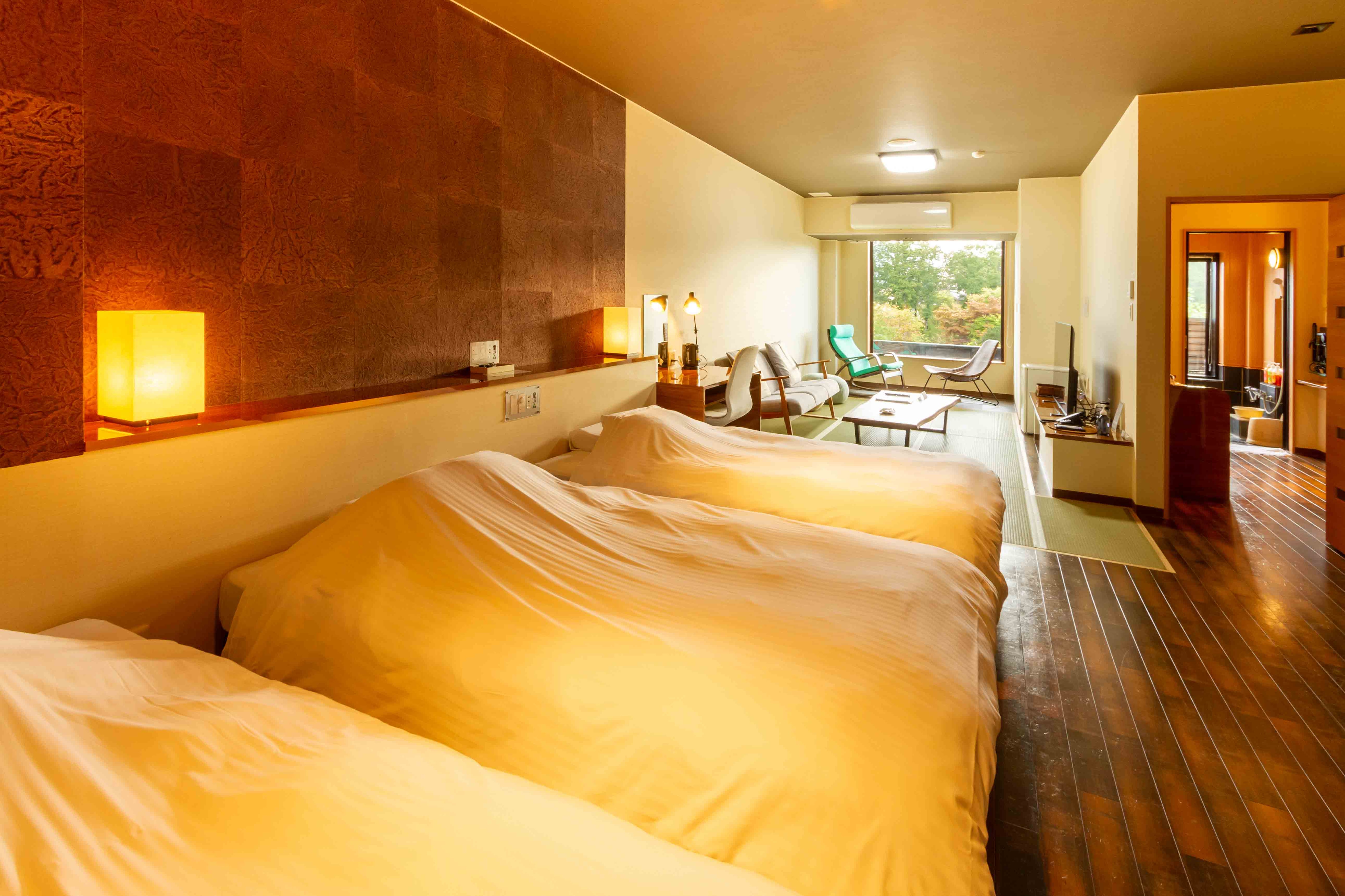 [2nd and 3rd floor Western-style rooms with indoor cypress baths]