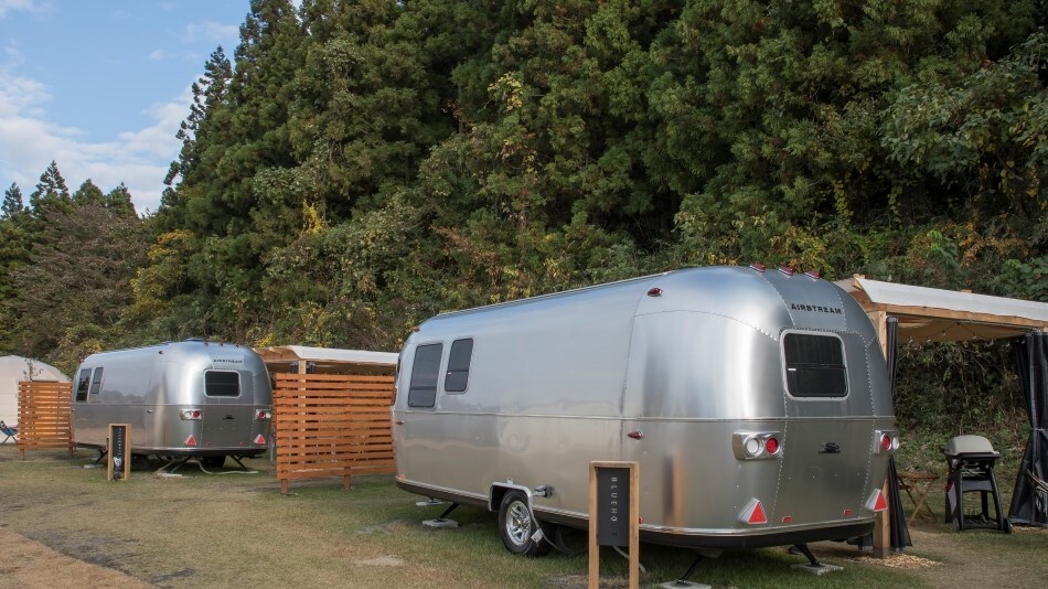 Airstream exterior