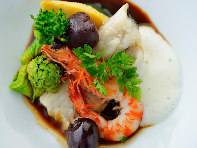 Tiger prawns and conger eel with fried vegetables