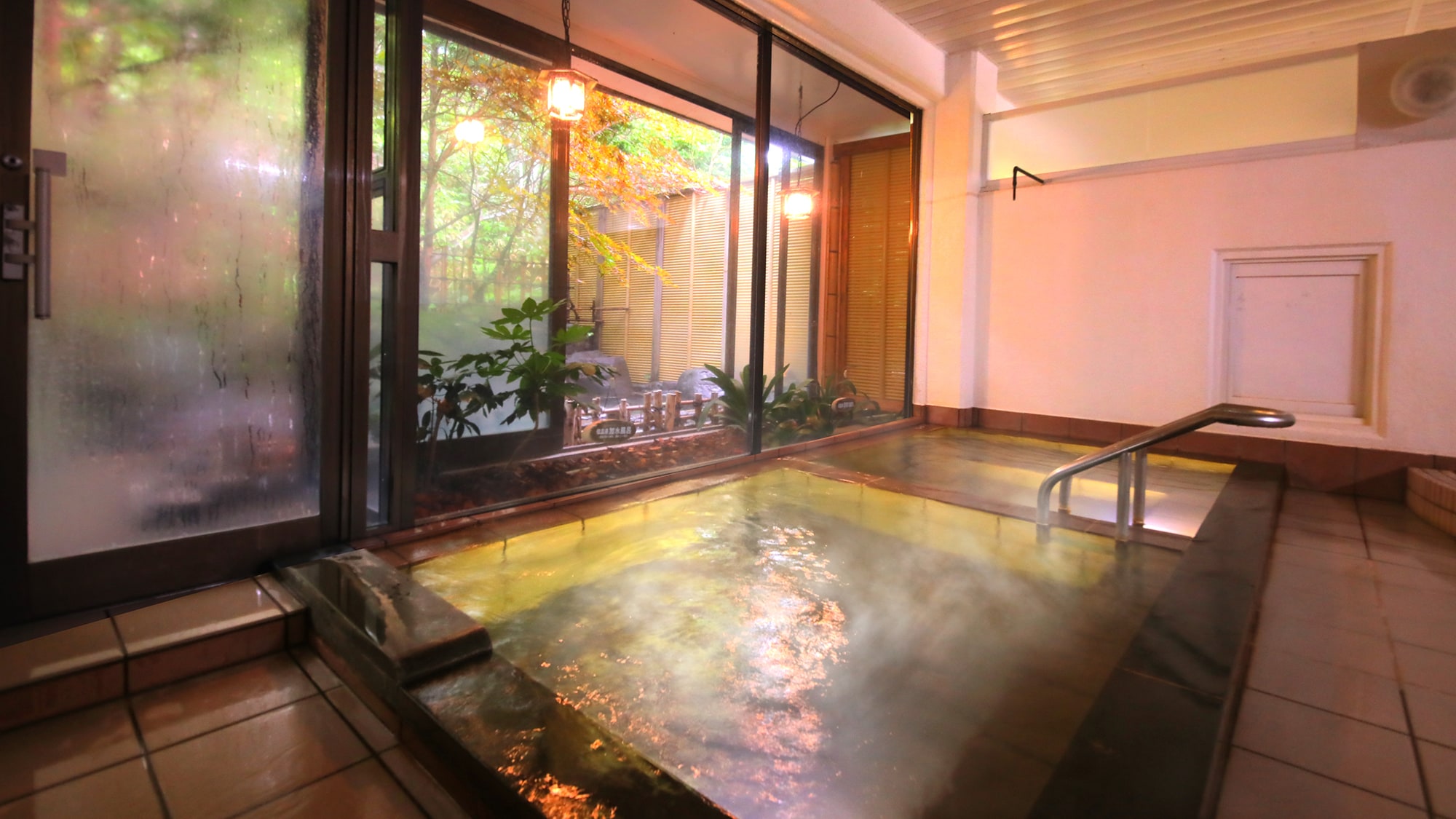 Indoor hot spring bath