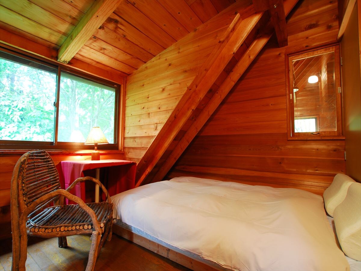 [Red Cedar Cottage]