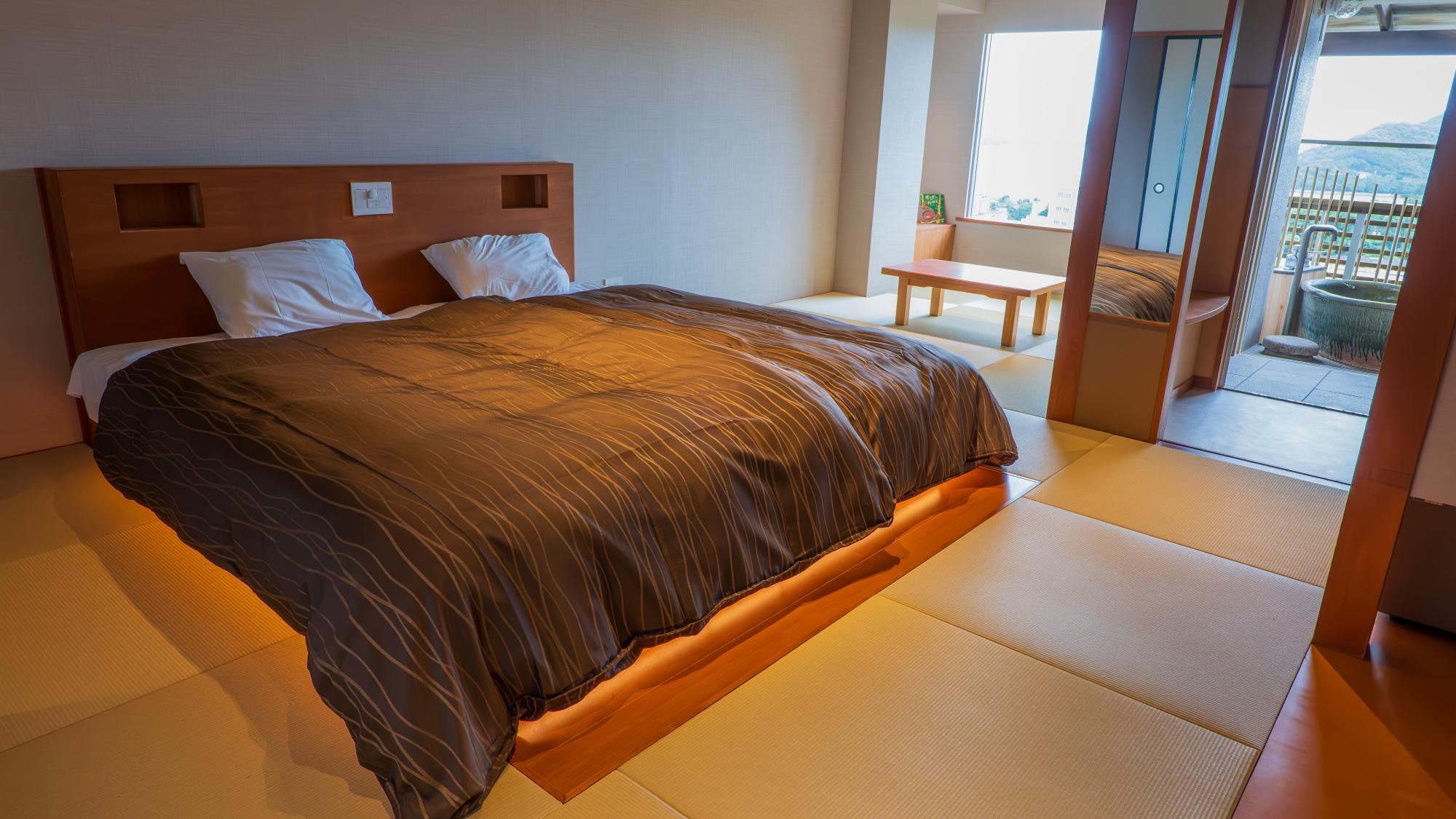 Special Japanese-Western room with open-air bath (35m²) *There are two types with different bed positions, but you cannot choose