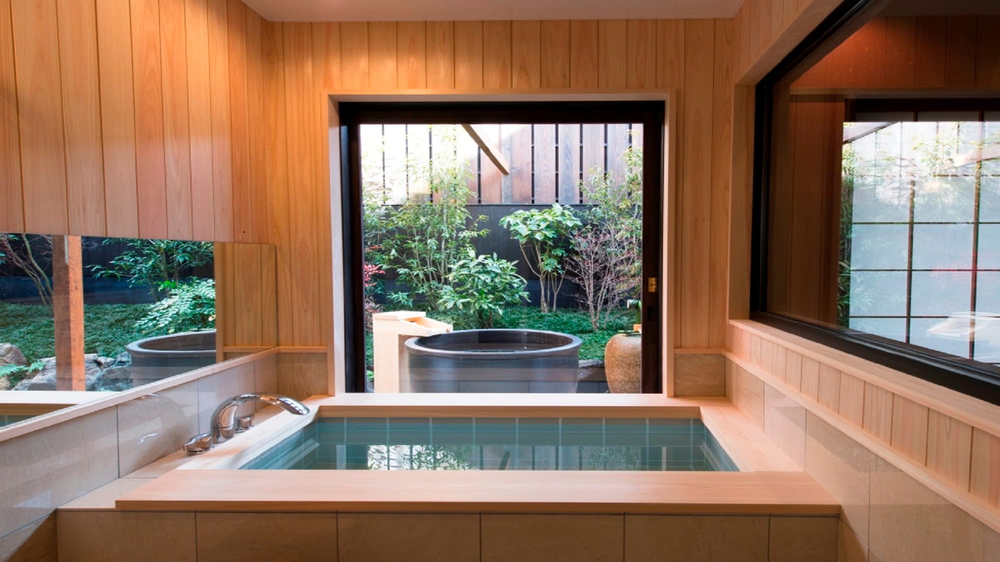 Beniume Bathroom