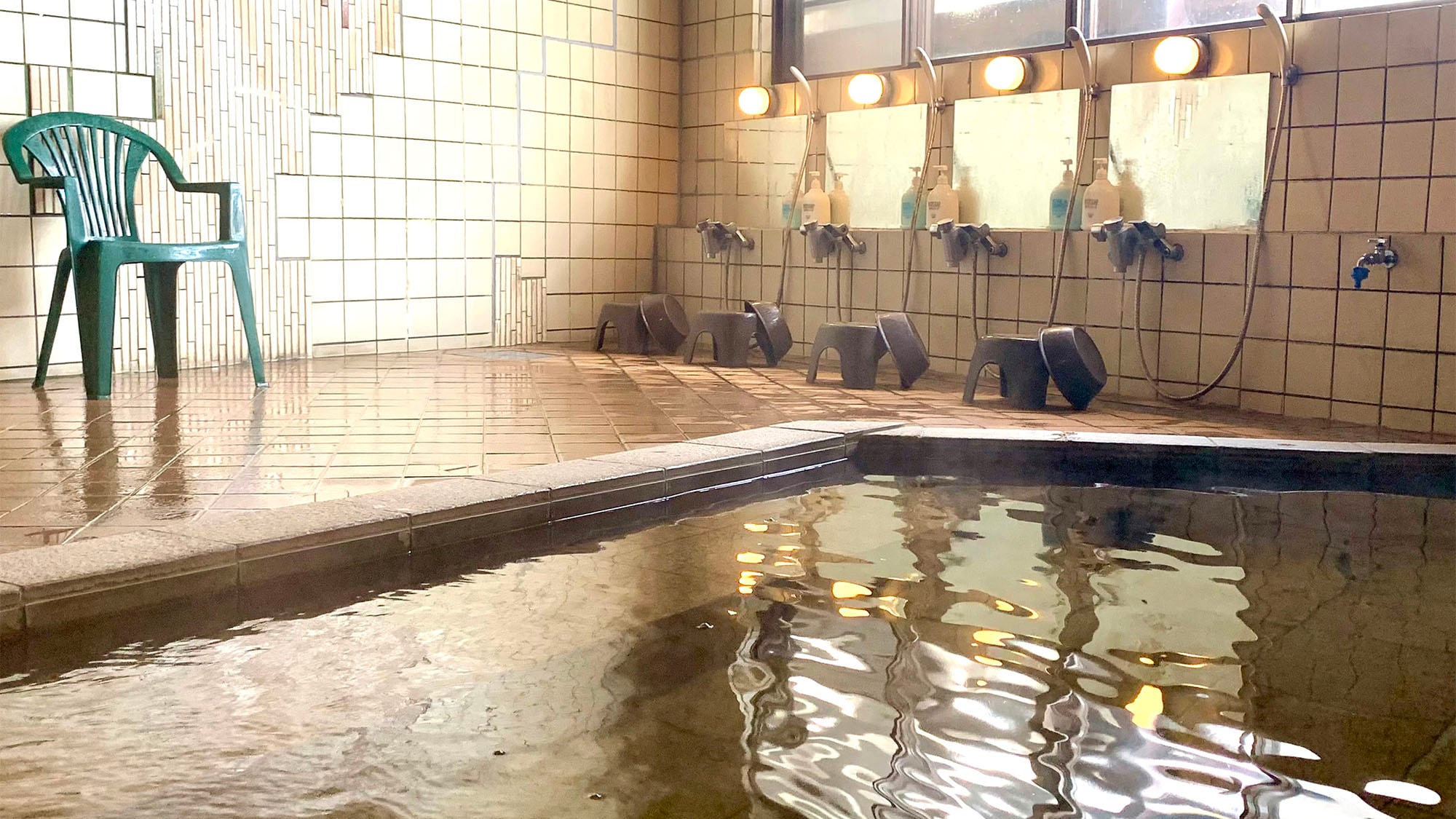 ・ [Large communal bath] Warm from the core and warm your body until you take a rest ♪
