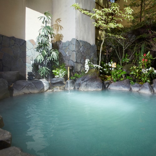 Open-air bath