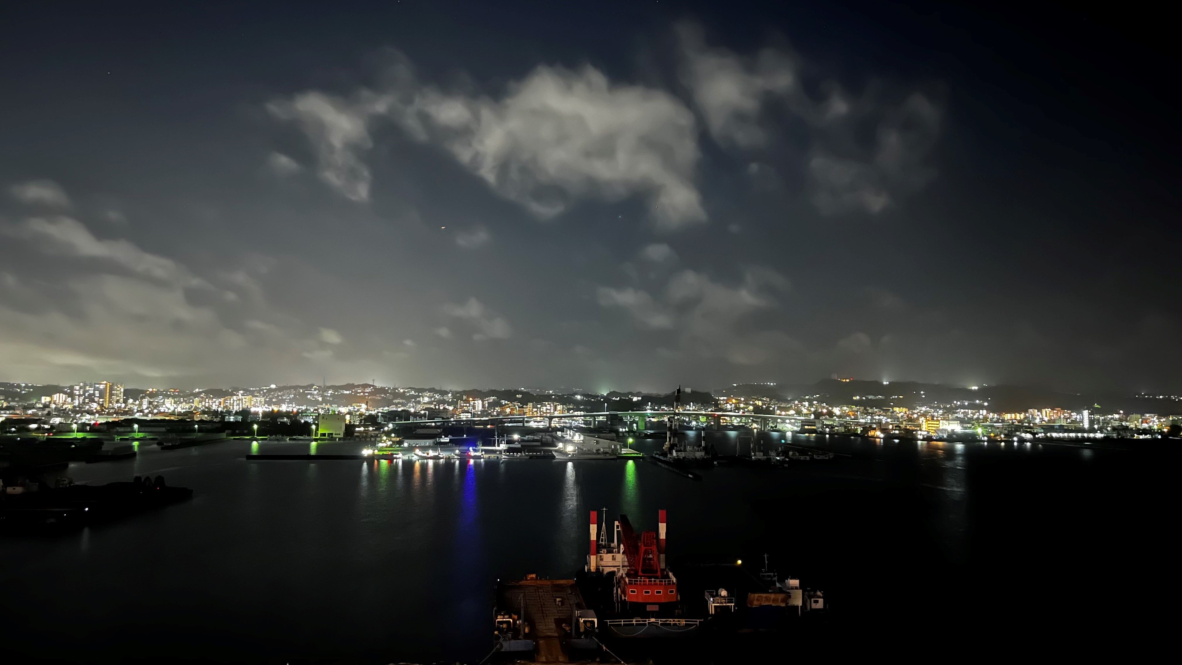 可欣赏糸满夜景的港景客房