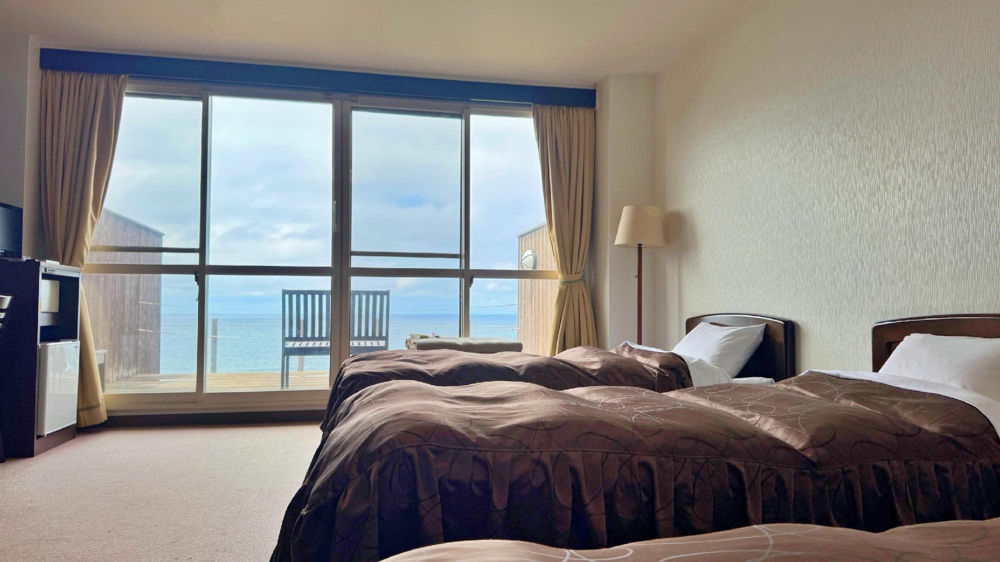[Fubuki/Shiranami] Triple room + sun deck with a spectacular view (with bathroom and toilet)