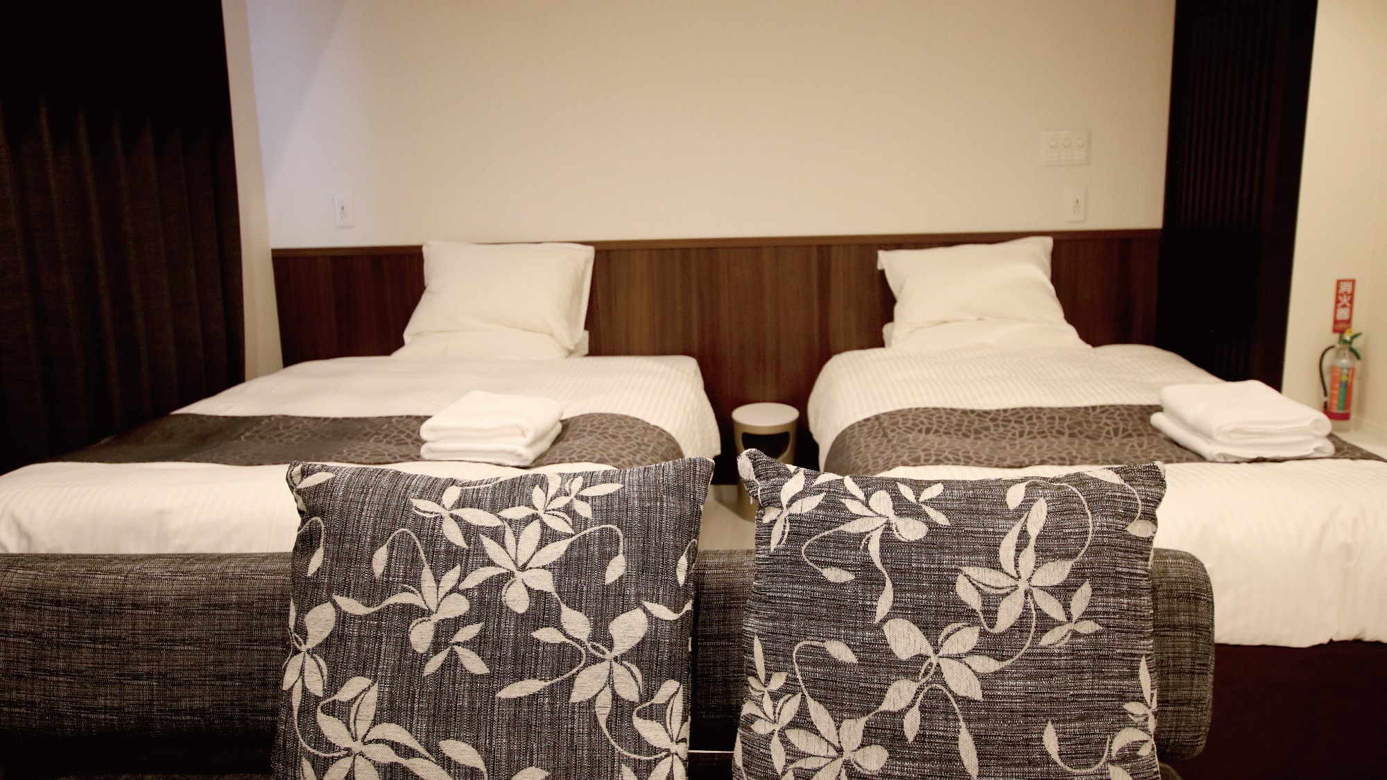 Guest room image