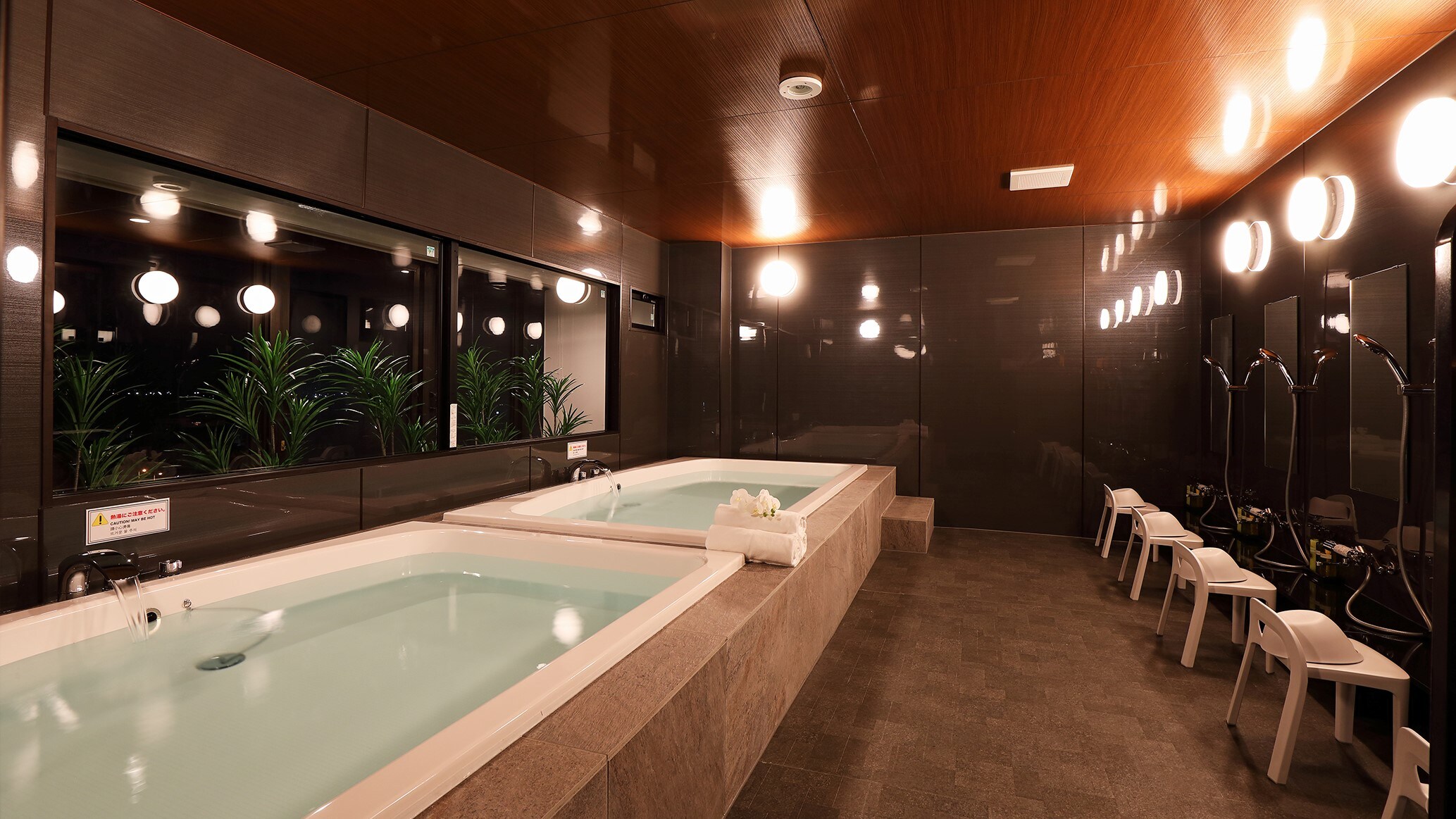 Top floor view bath / for men