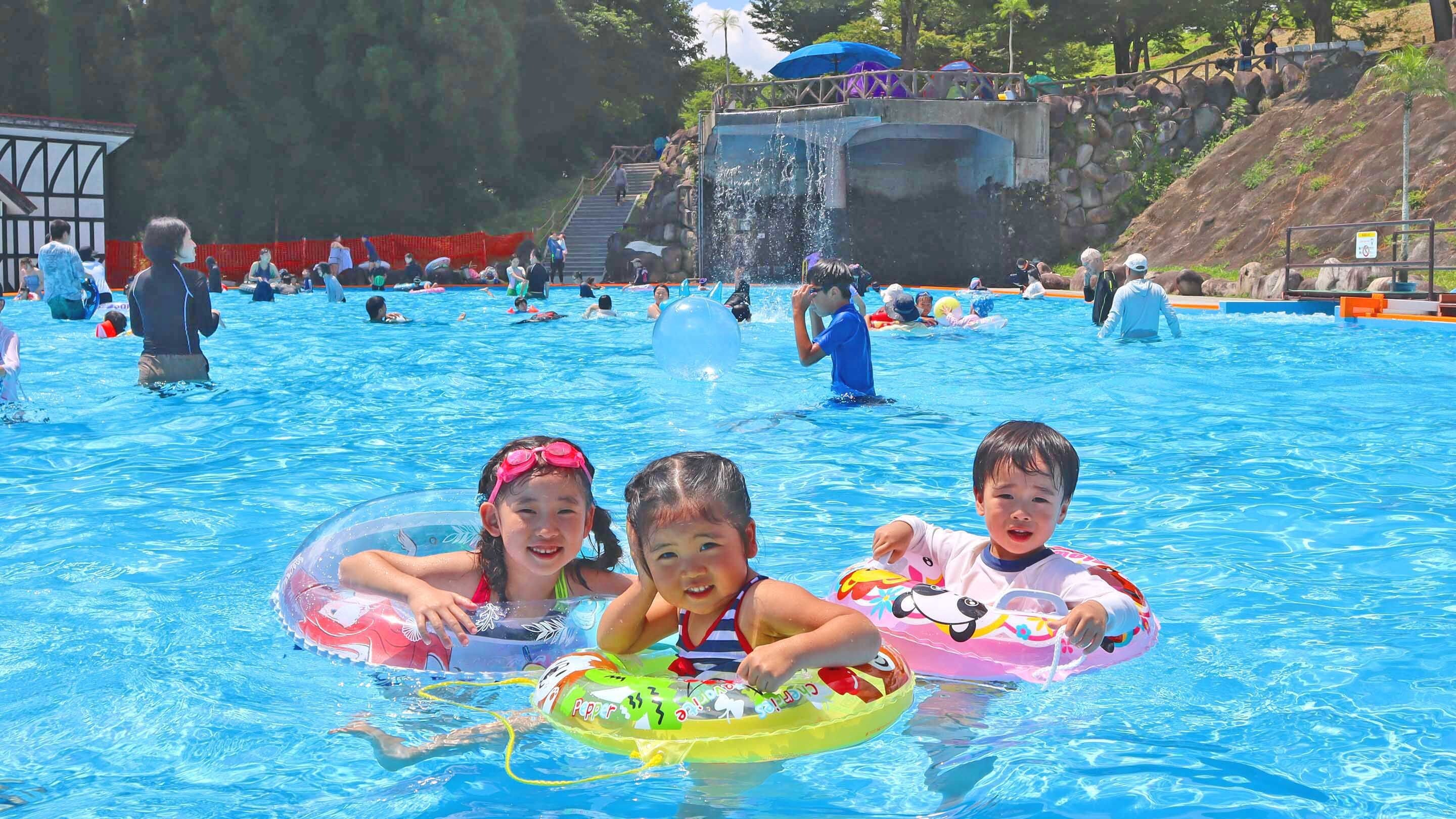 [上越國際遊樂園] 水上樂園大泳池（圖片來源：圖片） ※夏季開放