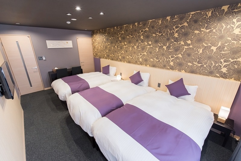 Superior triple room (example)