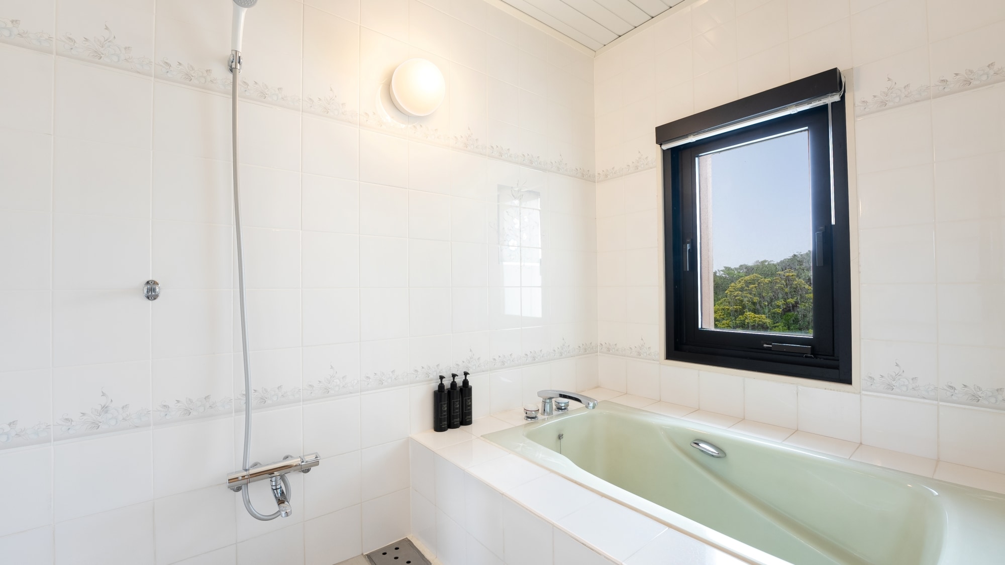 Standard Deluxe Suite Ocean View