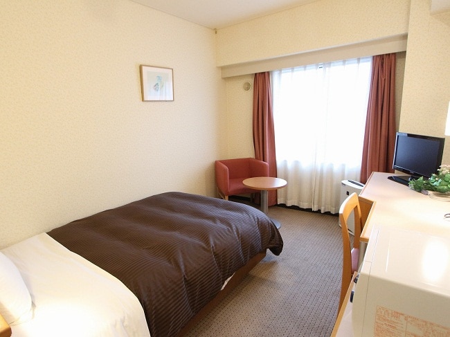 Single room (semi-double bed) 120cm & times; 200cm