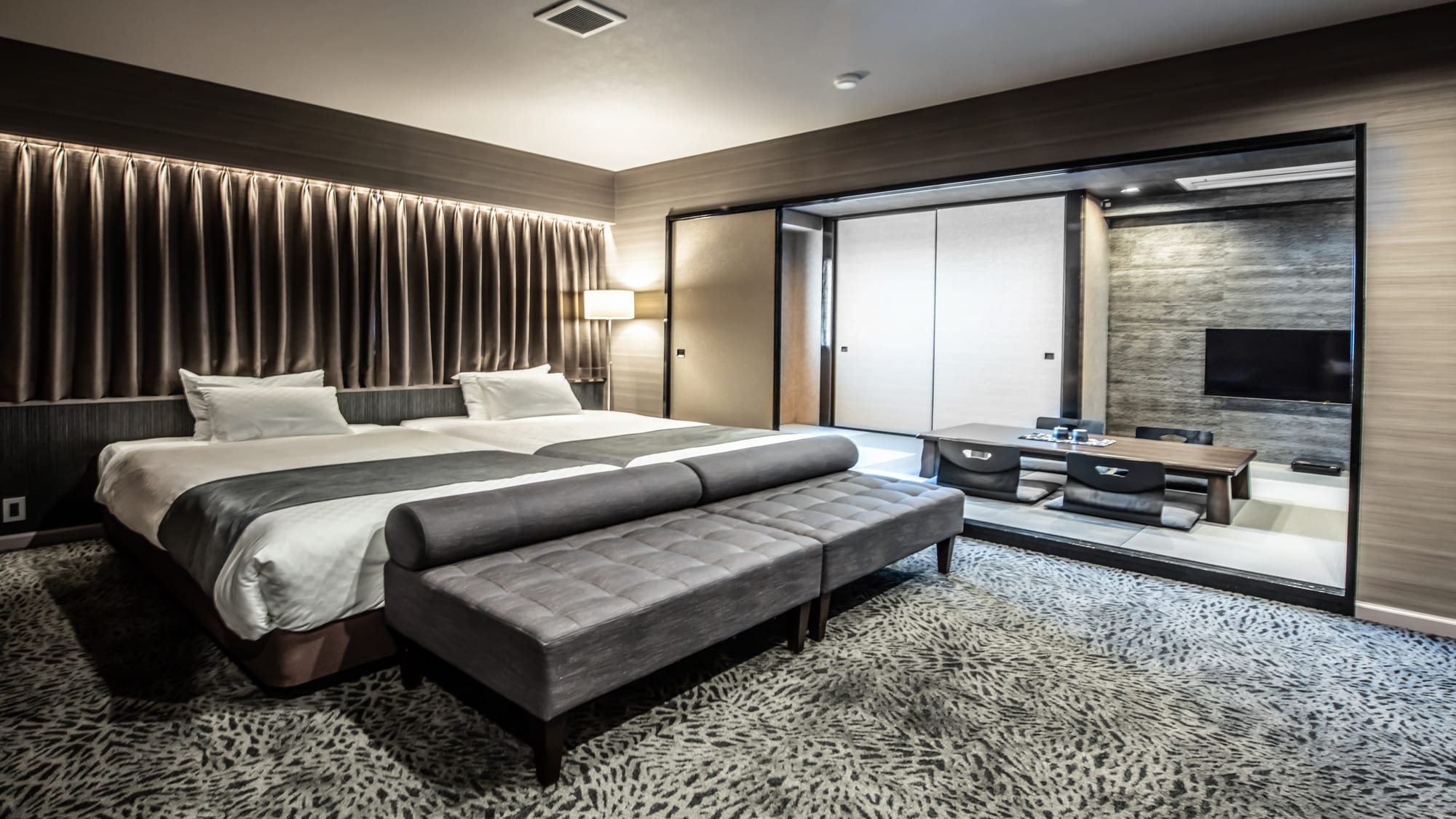 Banister Suite Twin (Japanese and Western rooms)
