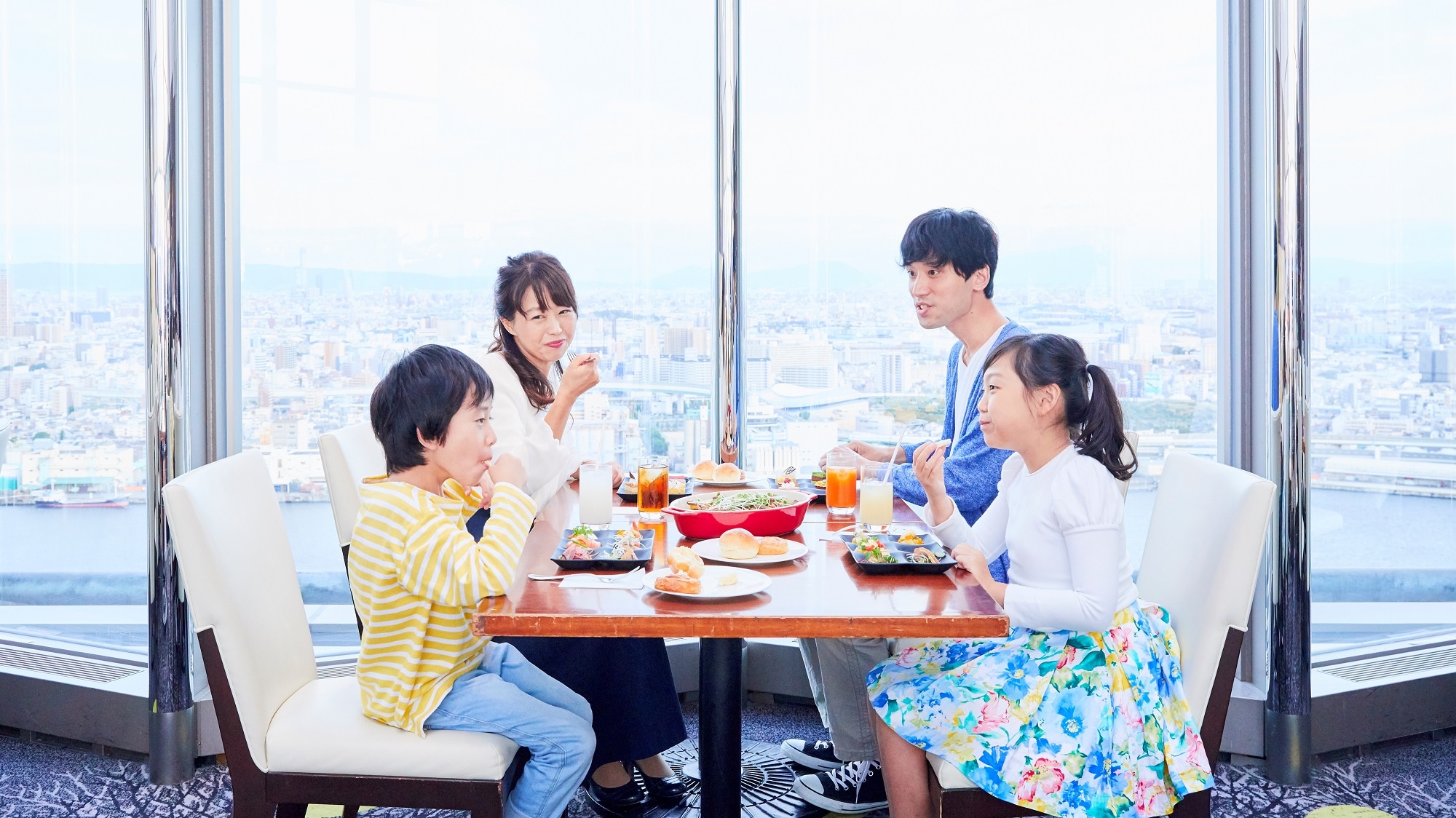 32nd floor sky restaurant "Top of Universal"