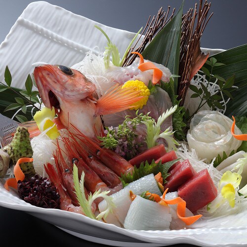 [Bespoke] Assorted sashimi (2,000 yen ~ * tax not included) The photo is for 2 people
