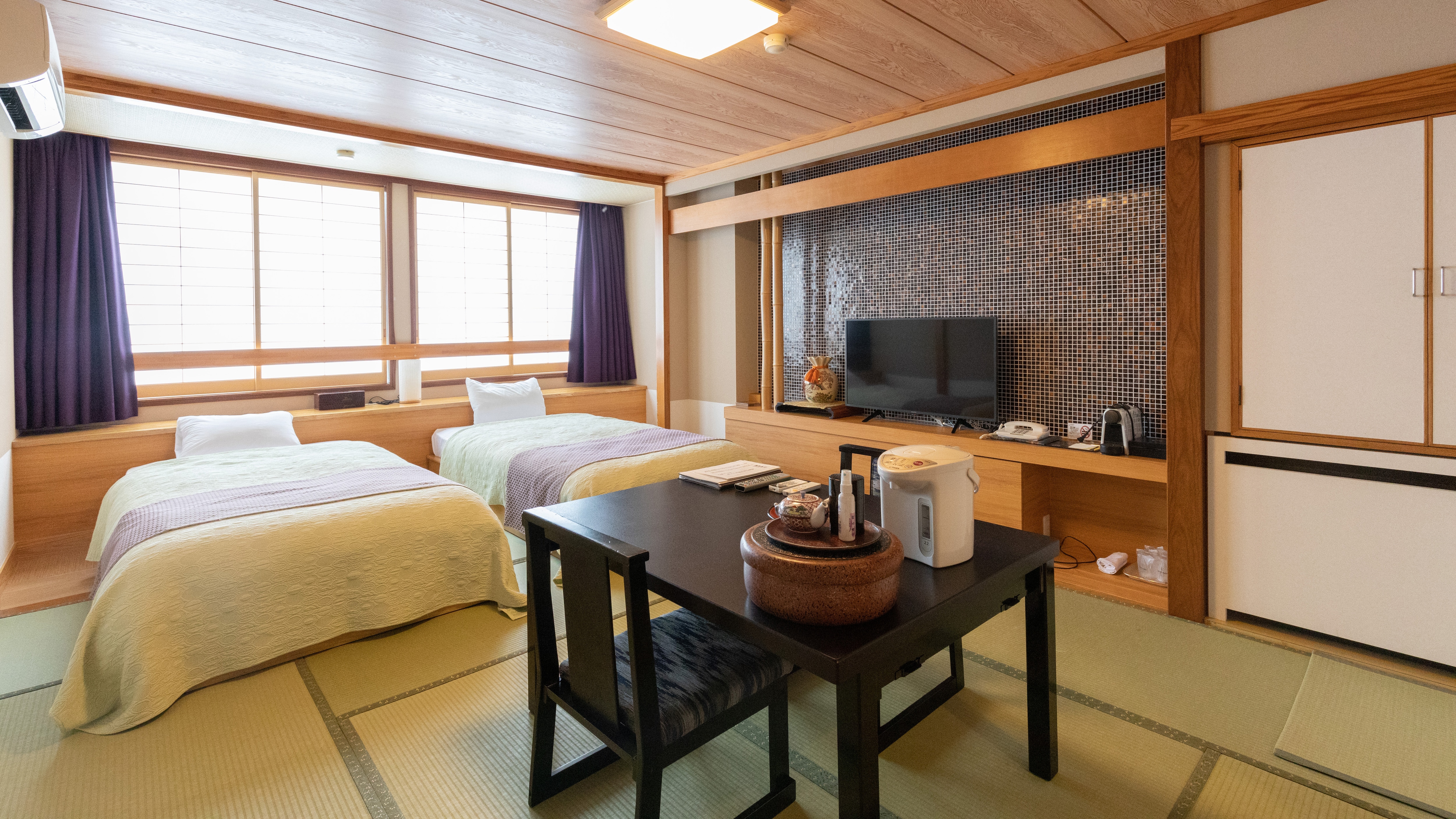 [Jepang modern 35 meter persegi] Kamar tidur kembar