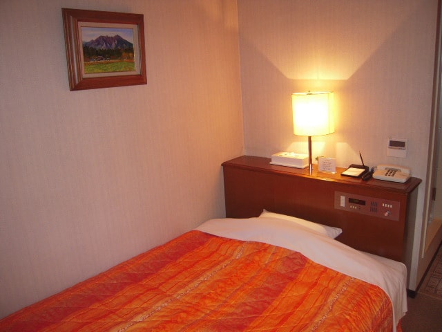 ■Guest rooms: Non-smoking■The beds are double size, 140cm wide and spacious.