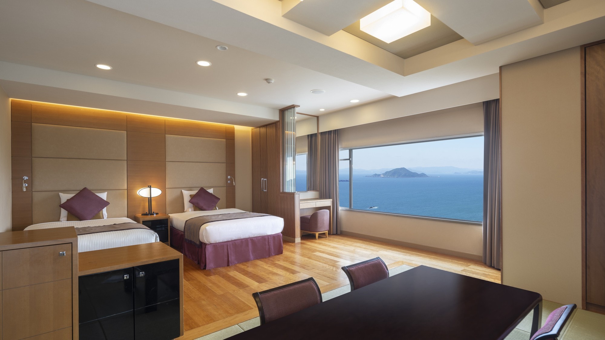 ■ Superior Japanese-Western Room (Maximum 5 people/40-46m²)