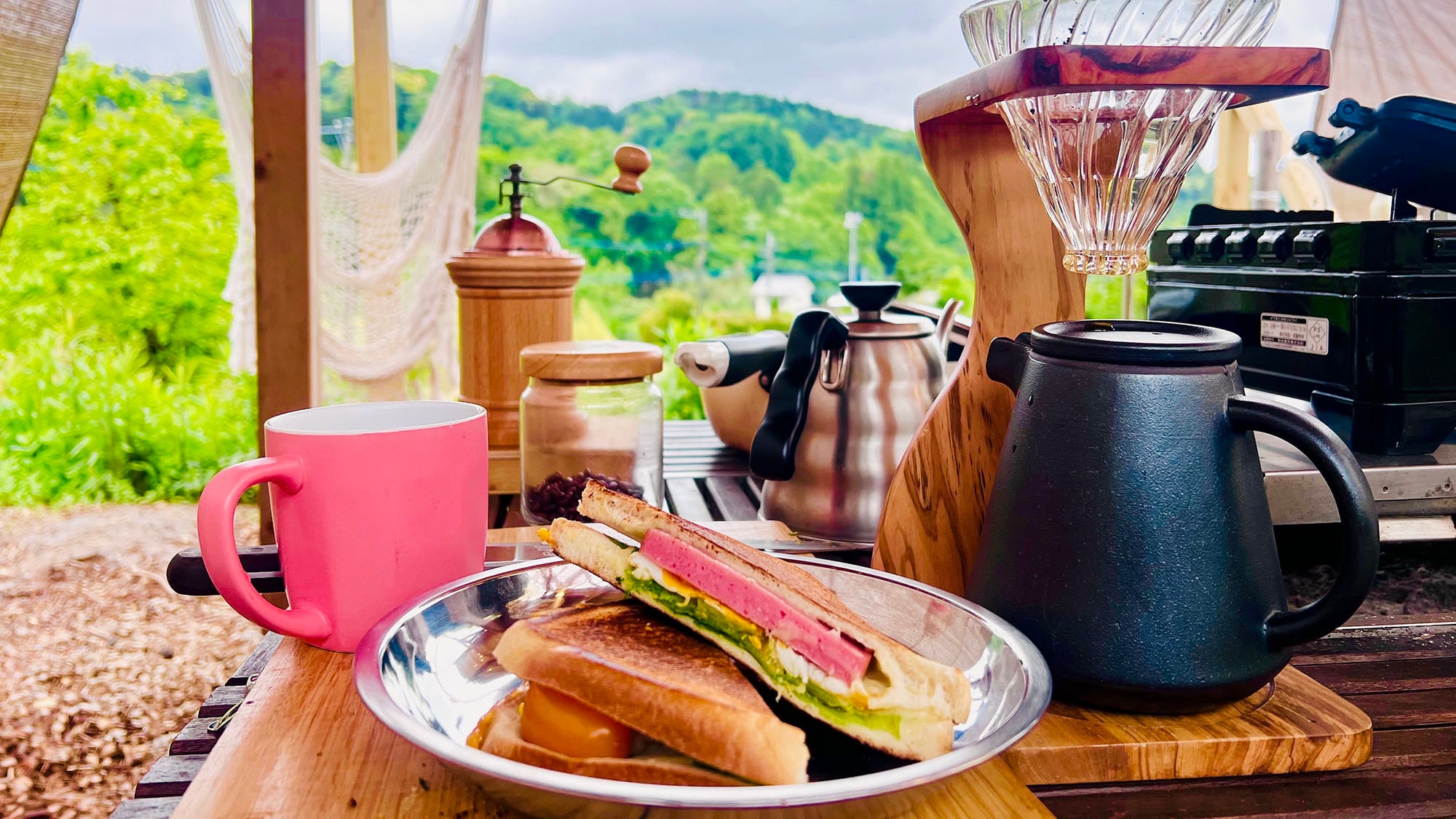 ・【Breakfast】 Enjoy breakfast at any time in the morning.