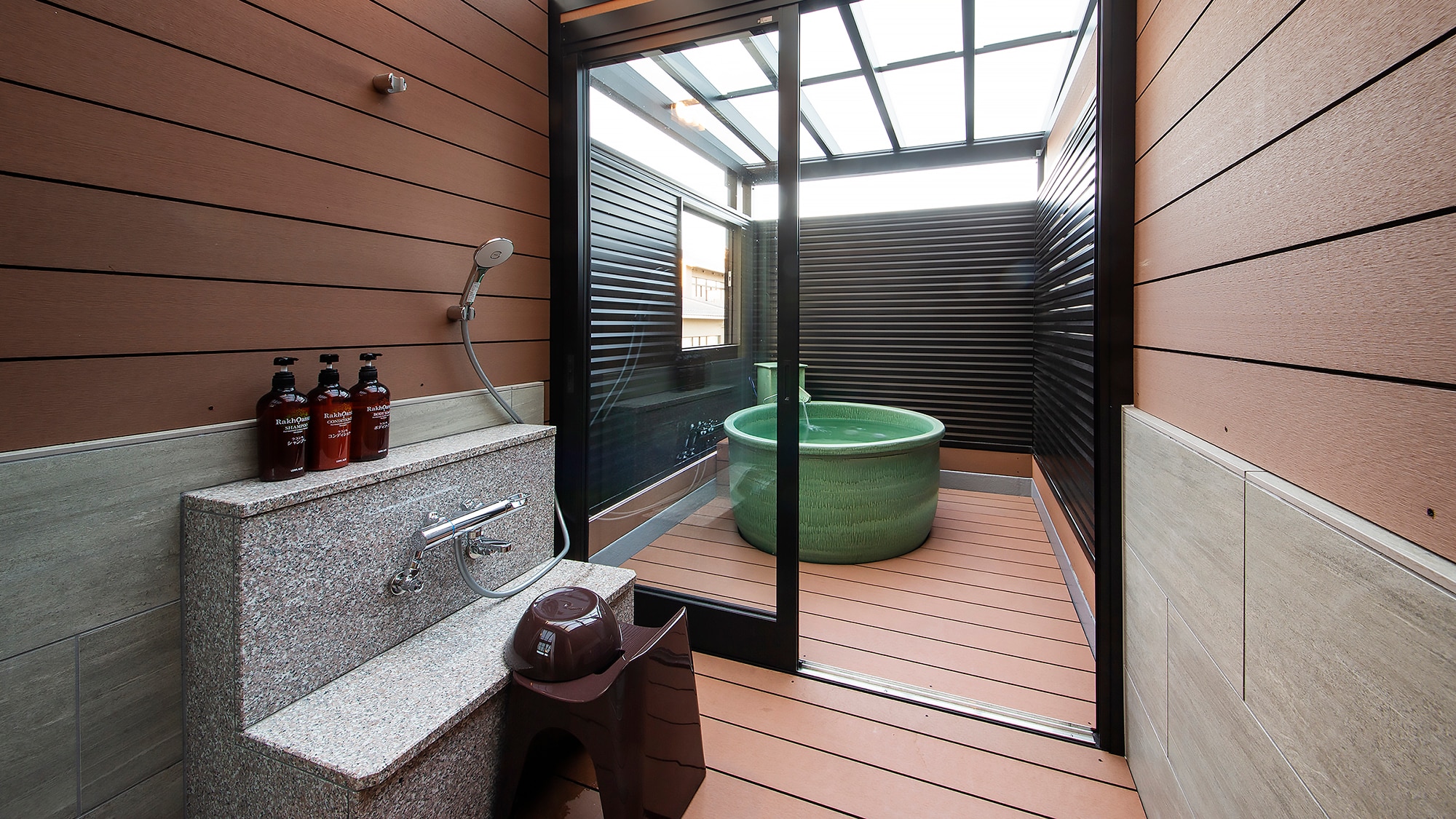 ■Guest room semi-open-air bath/hot spring [Kirame] (image) ■NEW OPEN in March 2023