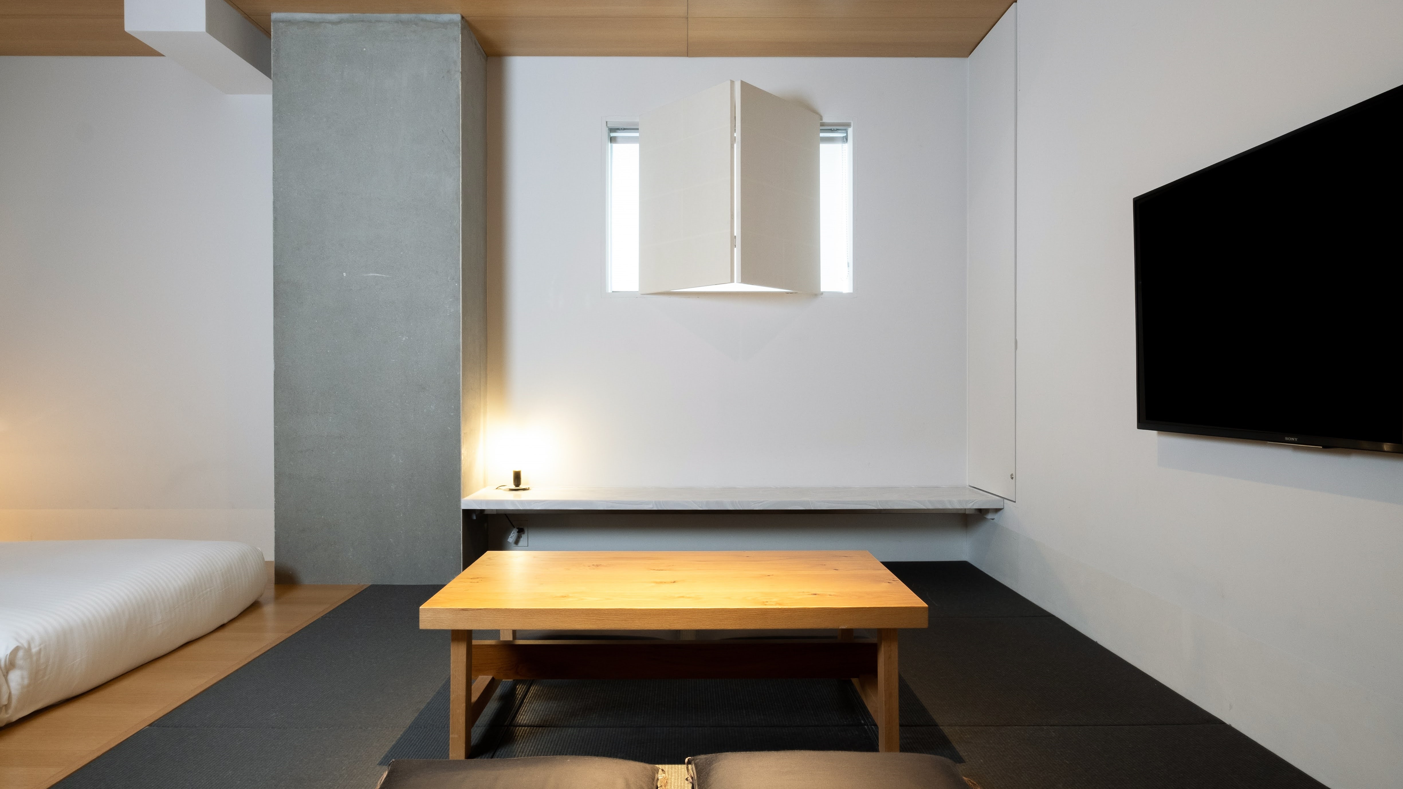 Superior / Japanese-Western style room