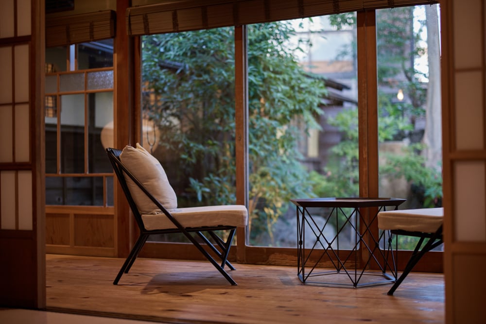 [VMG Suite 201 (Entire building for rent) AOI Building]