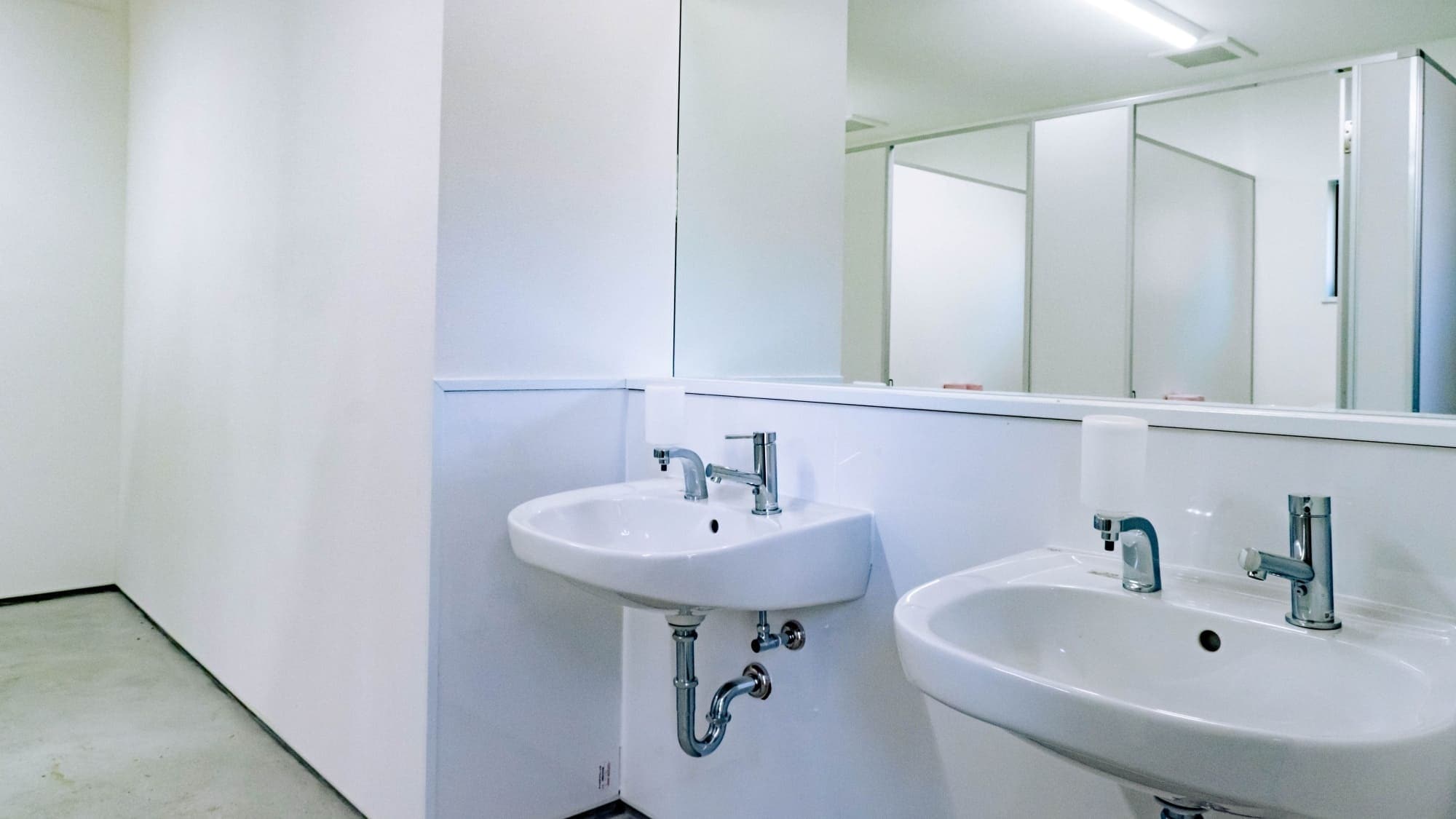 [Toilets] Separate for men and women, with heated toilet seats