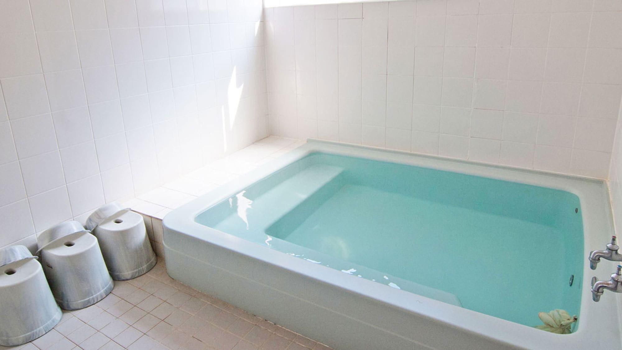 [Bathroom] Please heal the tiredness of your trip in the tourmaline bath.