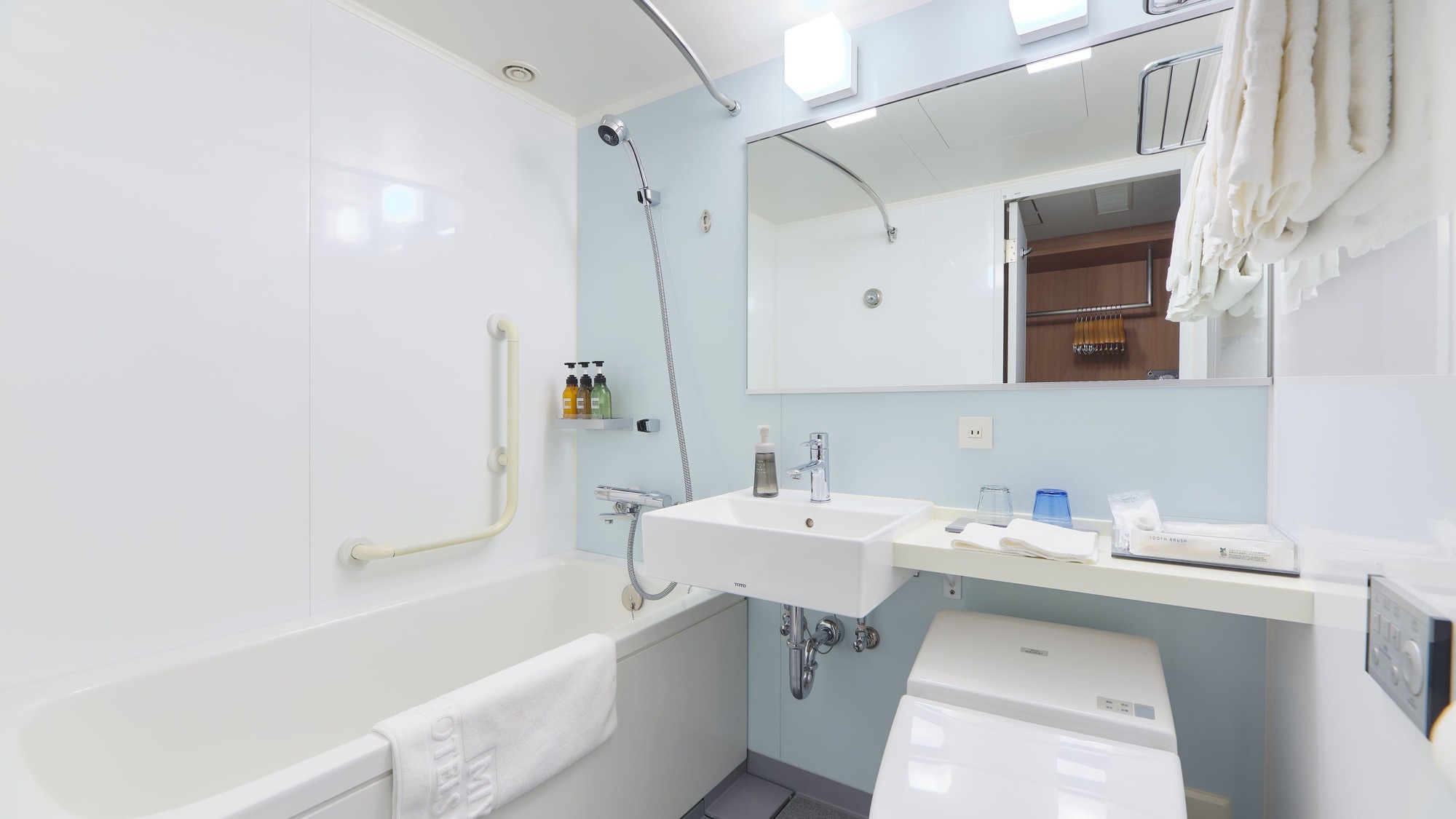Premium floor bathroom (example)