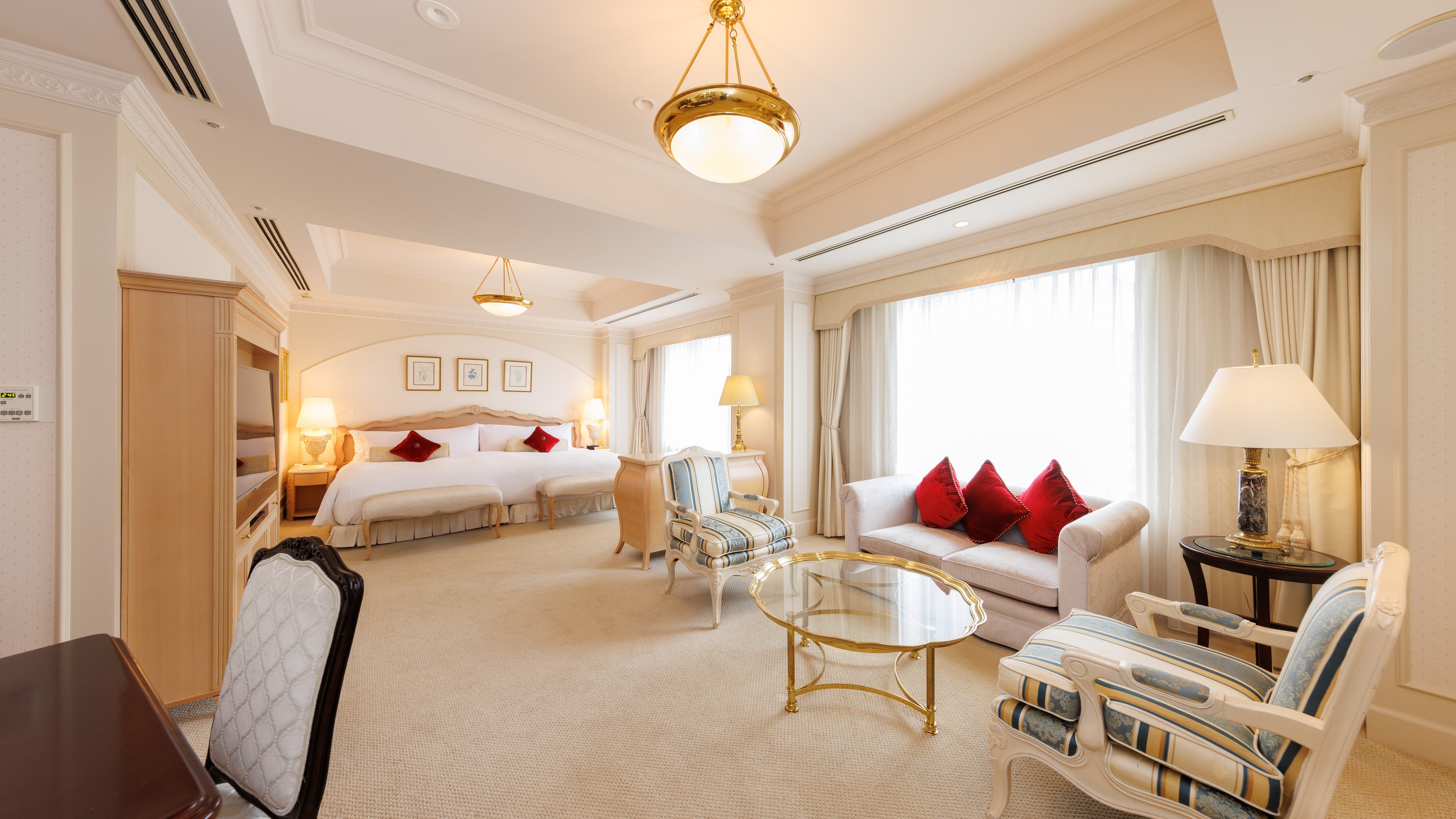 Non-smoking Junior Suite Double (62 square meters)