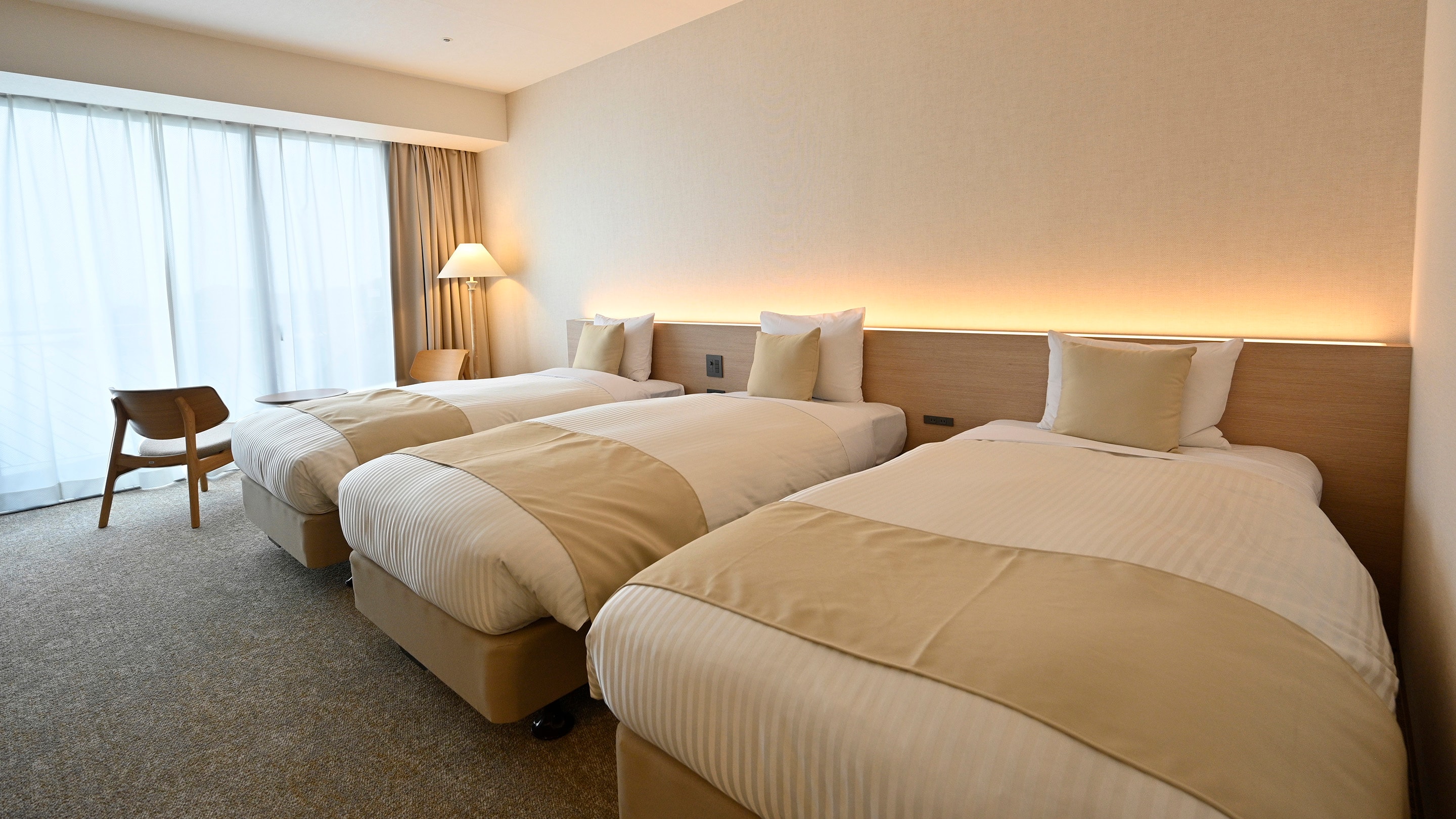 [Non-smoking] Superior Triple Room with Private Bath *Image shown is for illustrative purposes only.