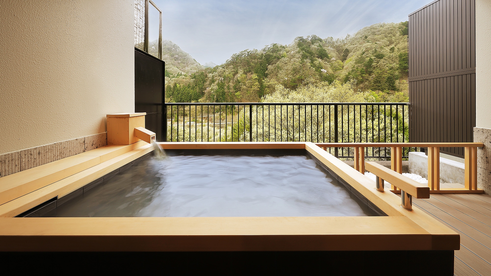 [OPEN in May 4th year of Reiwa] Western-style special room with open-air bath "Zelkova room"