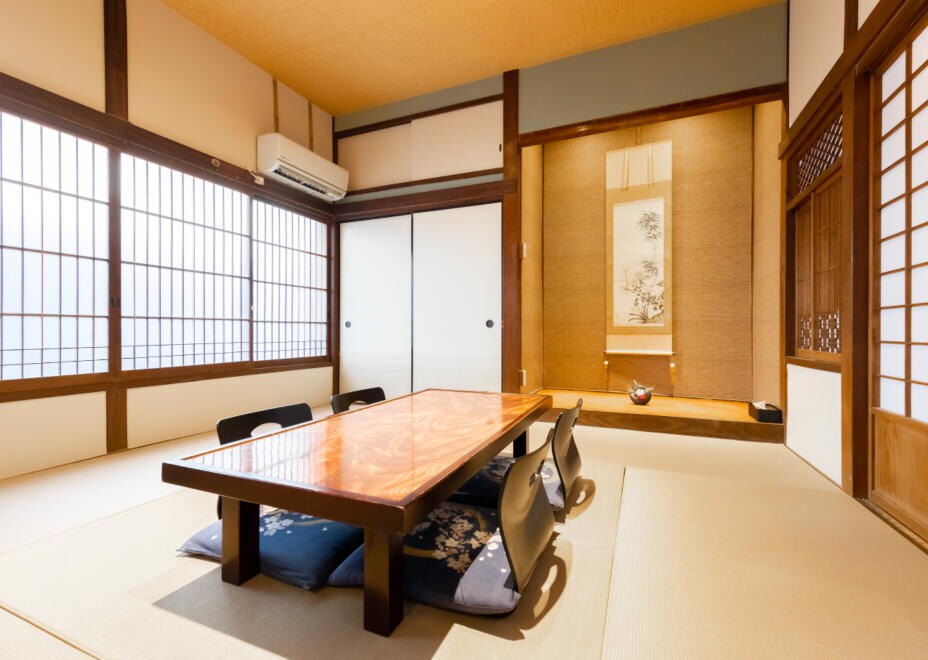 Japanese-style room 1