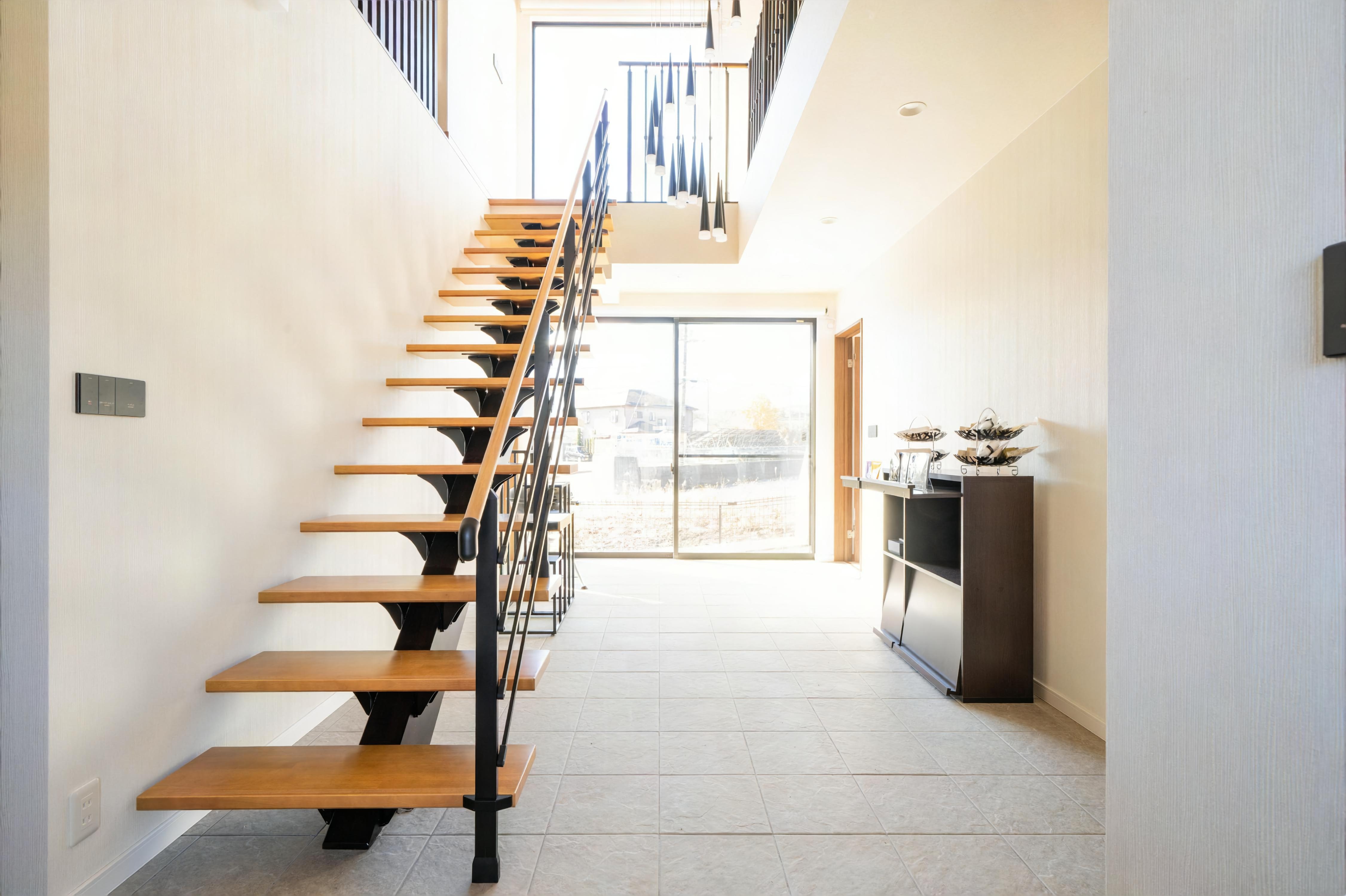 Stairs (balcony villa)
