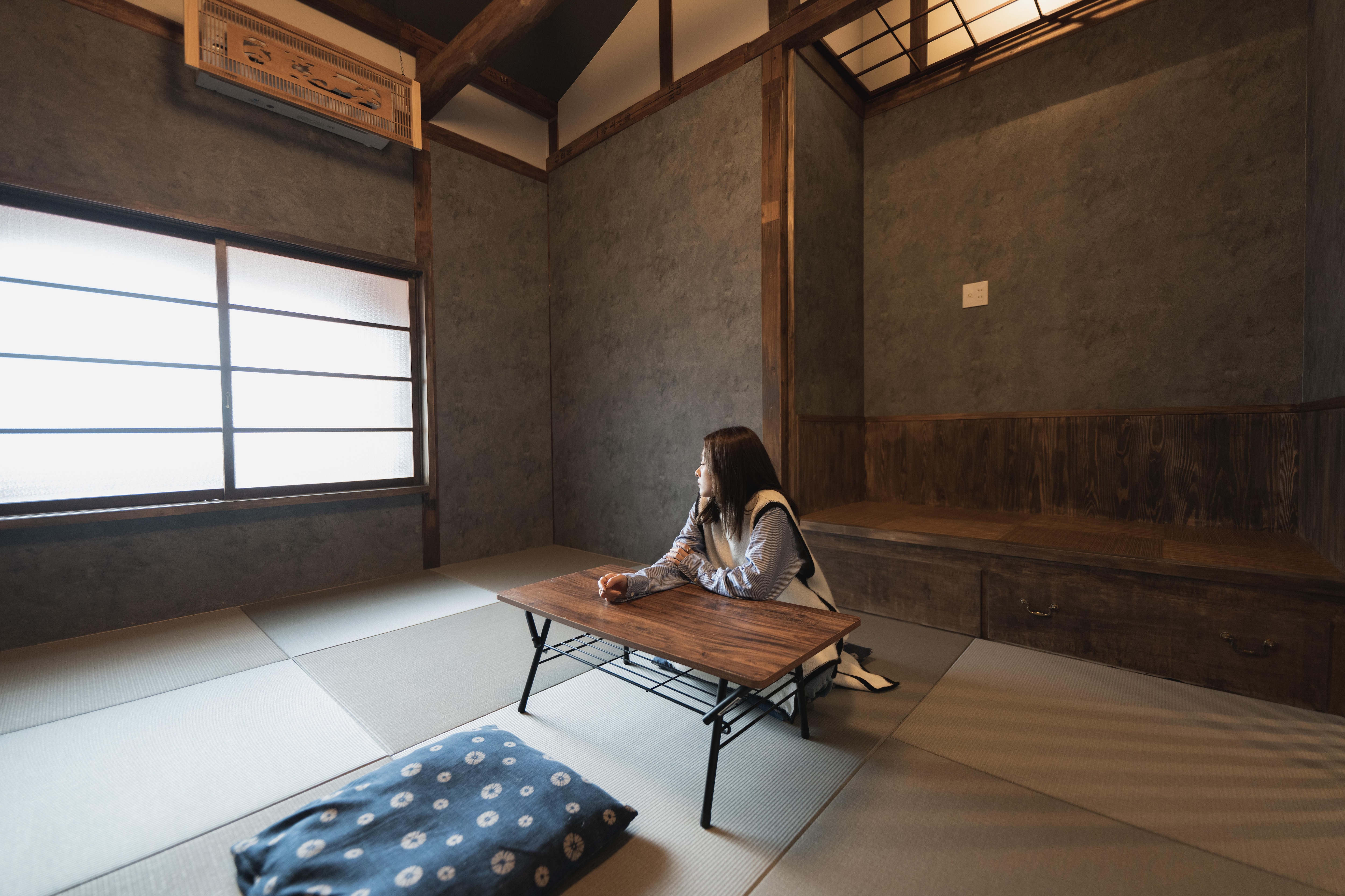 Japanese-style room