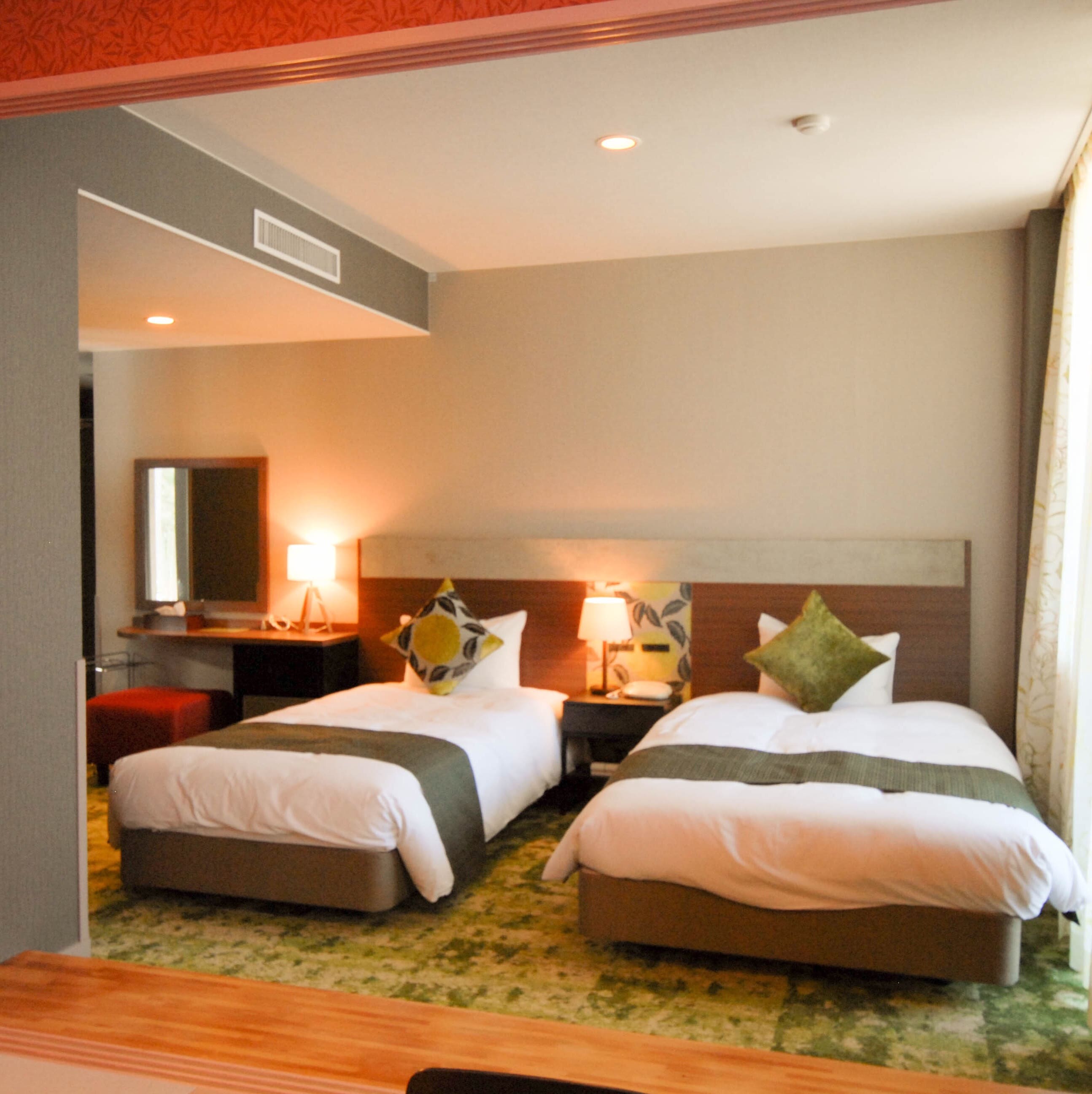 Renewal Japanese and Western room bed